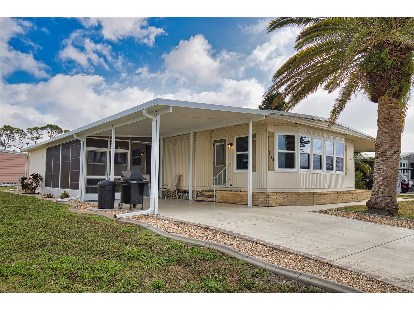 674 El Tango North Port FL 34287 TB8466195 image42