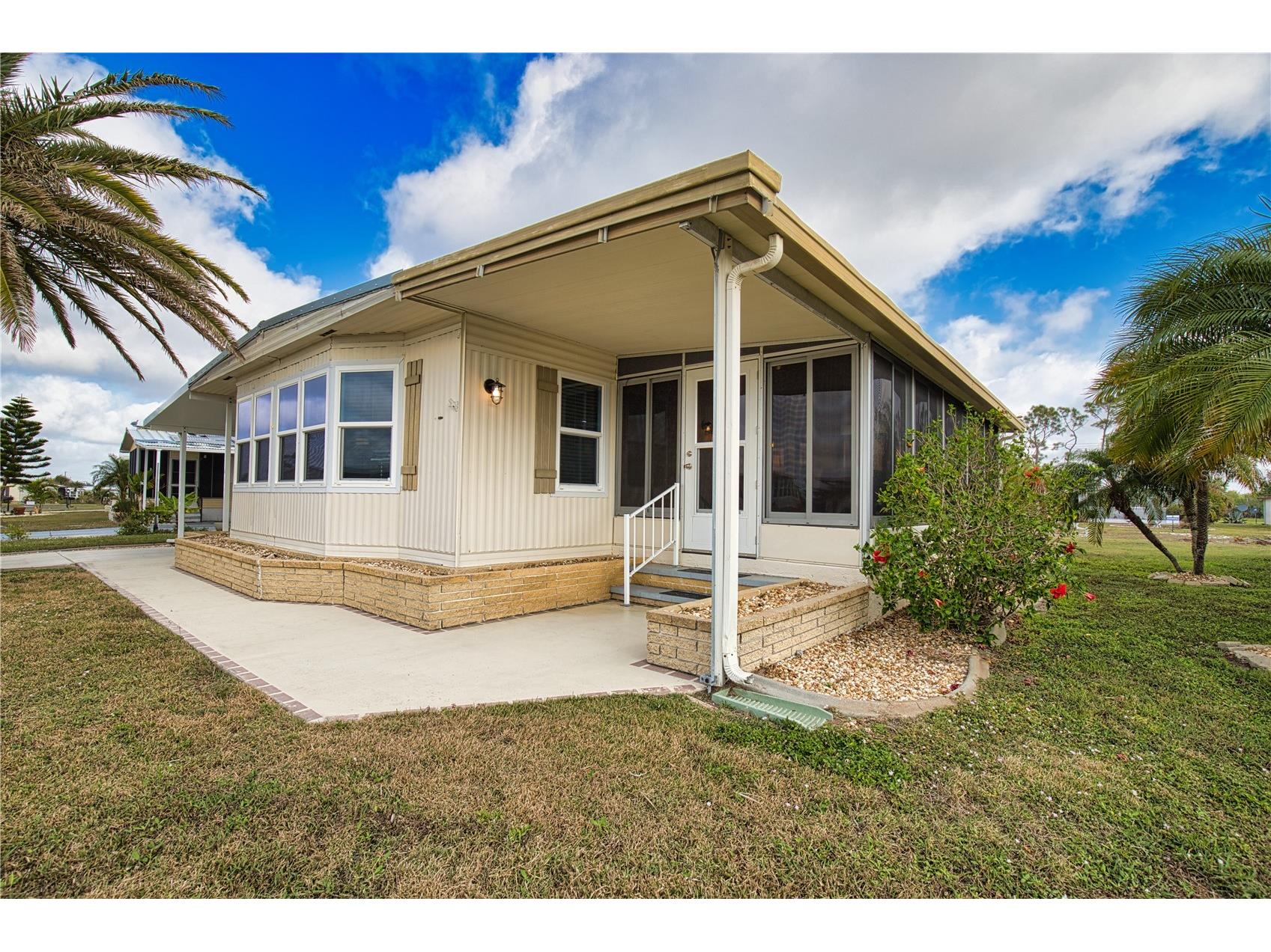 674 El Tango North Port FL 34287 TB8466195 image46