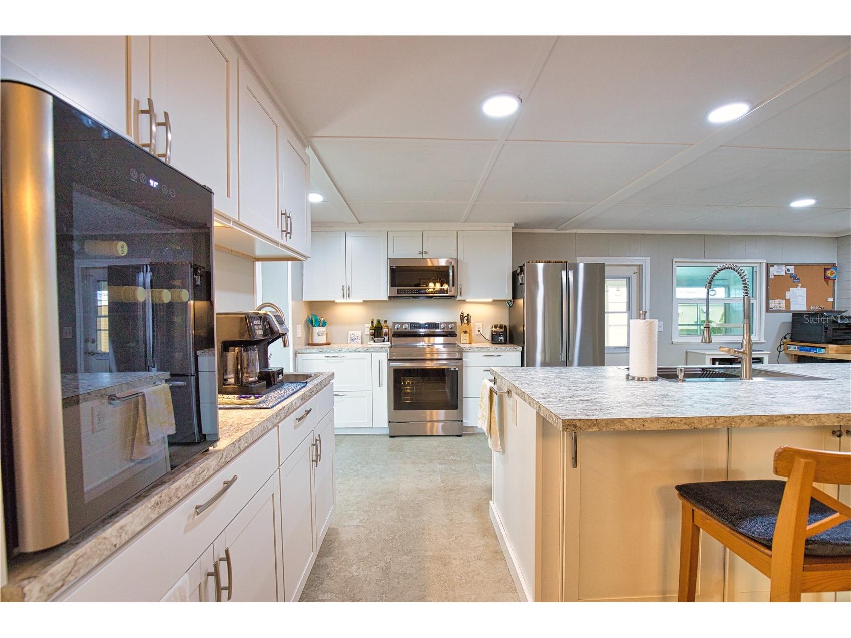 674 El Tango North Port FL 34287 TB8466195 image9