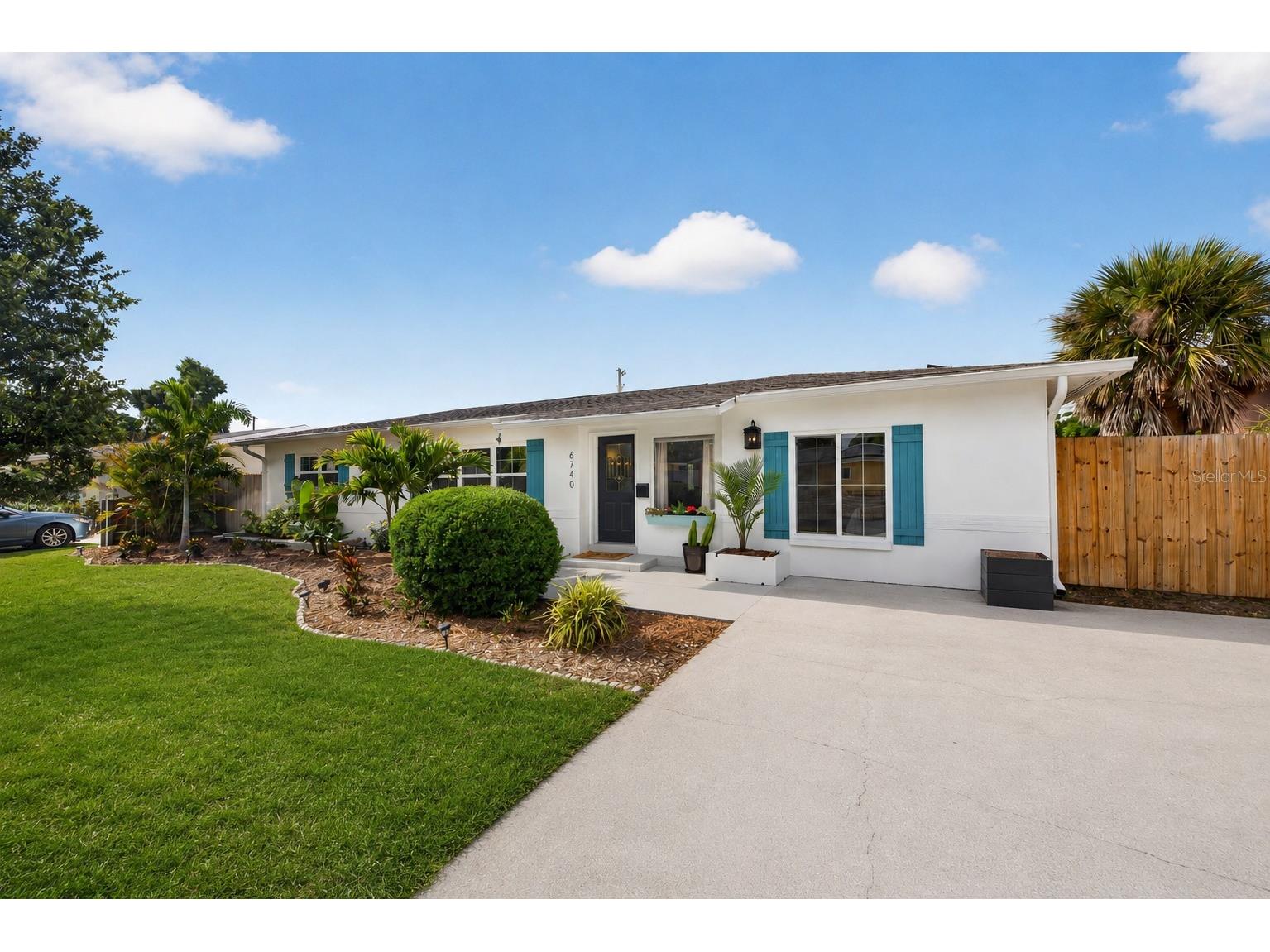 6740 31st Avenue N Saint Petersburg FL 33710 TB8507071 image1