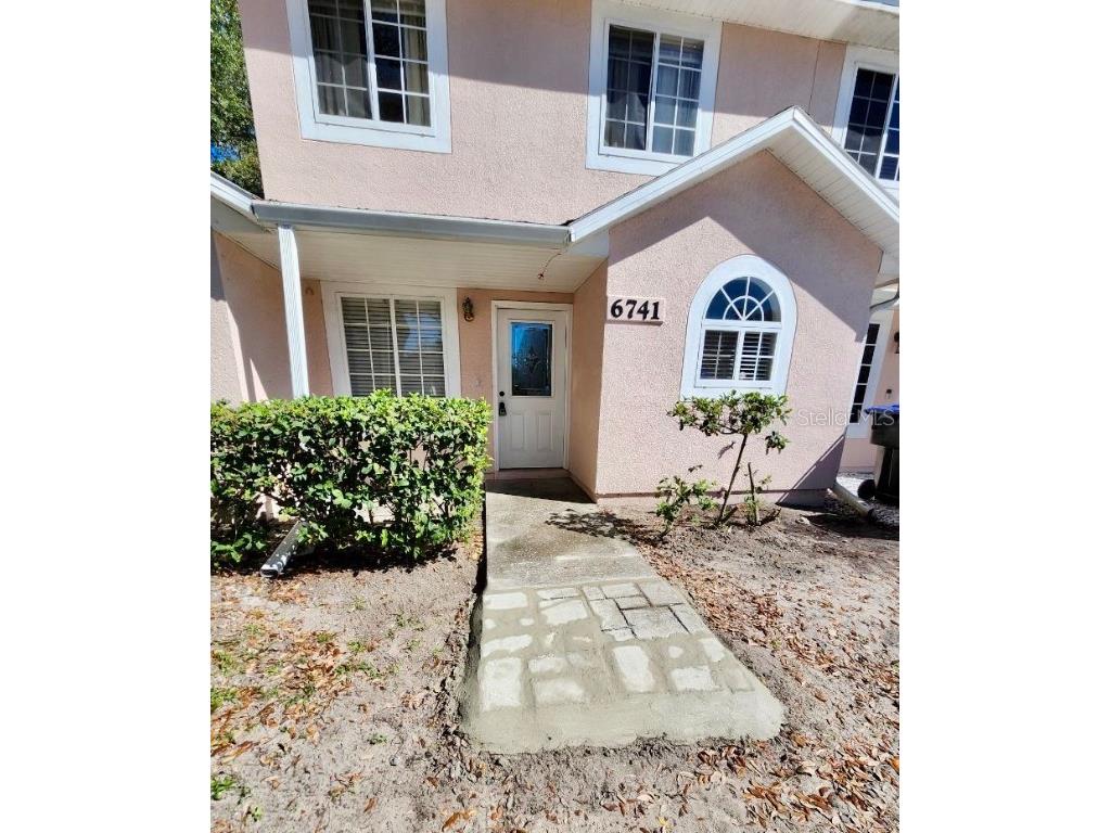 6741 Magnolia Pointe Circle Orlando FL 32810 O6180498 image1