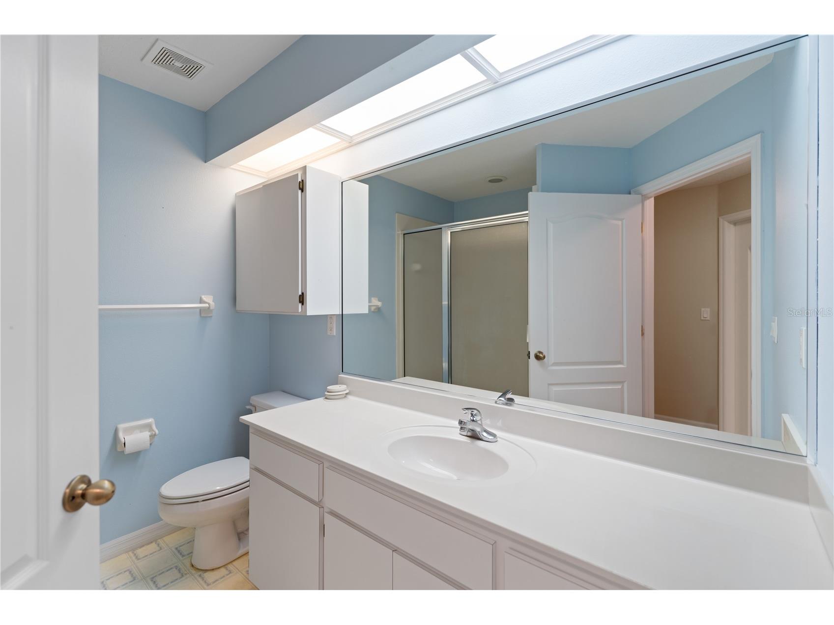 6741 Northlake Drive Zephyrhills FL 33542 W7880576 image16