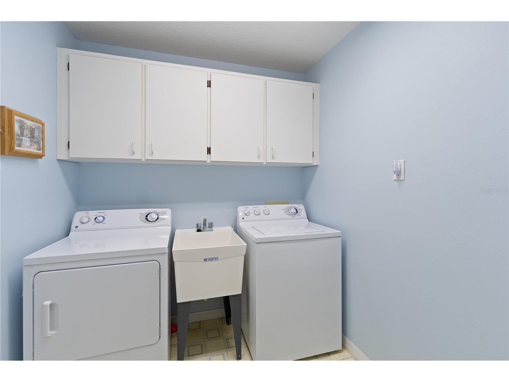 6741 Northlake Drive Zephyrhills FL 33542 W7880576 image30