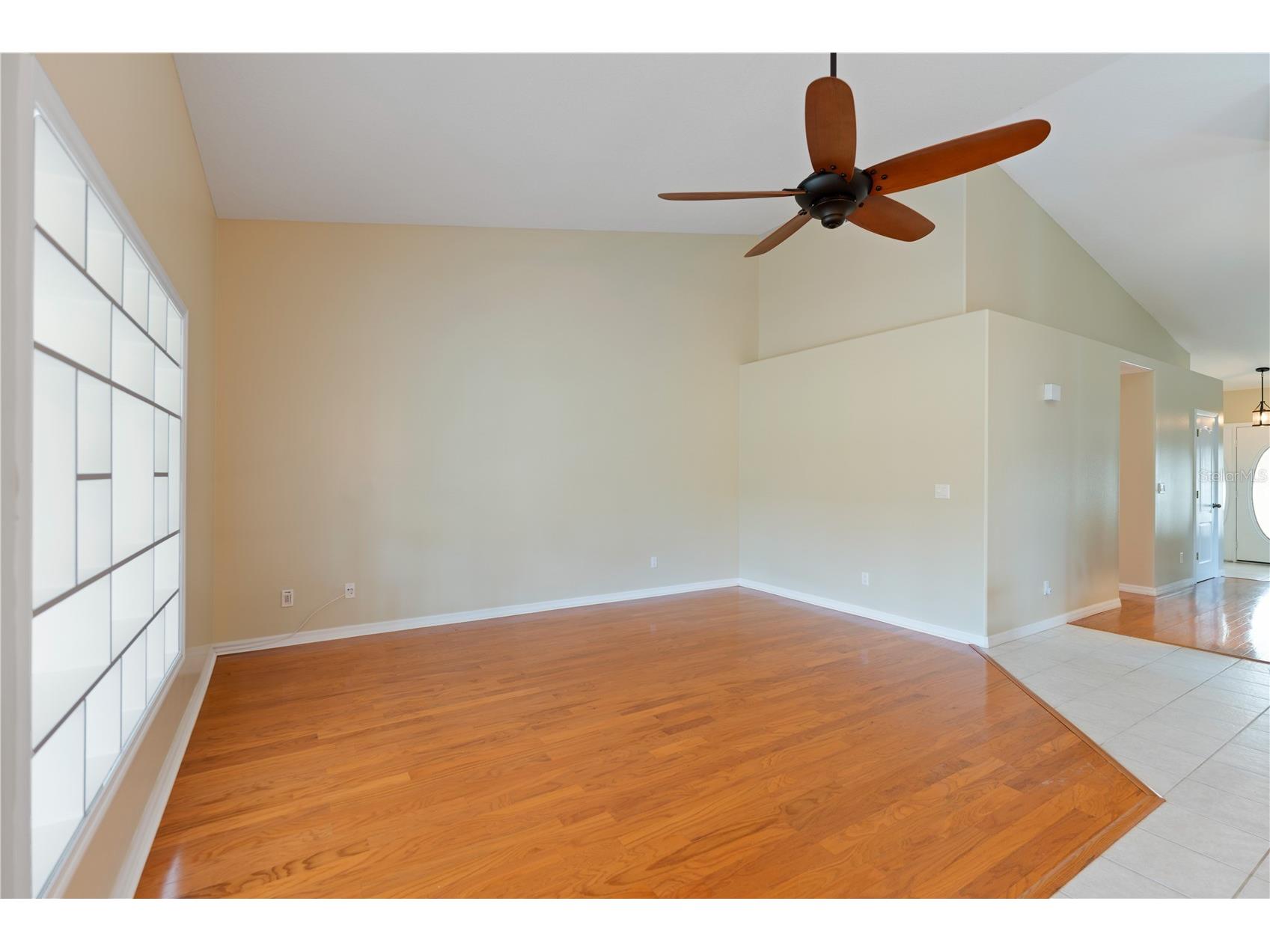 6741 Northlake Drive Zephyrhills FL 33542 W7880576 image8