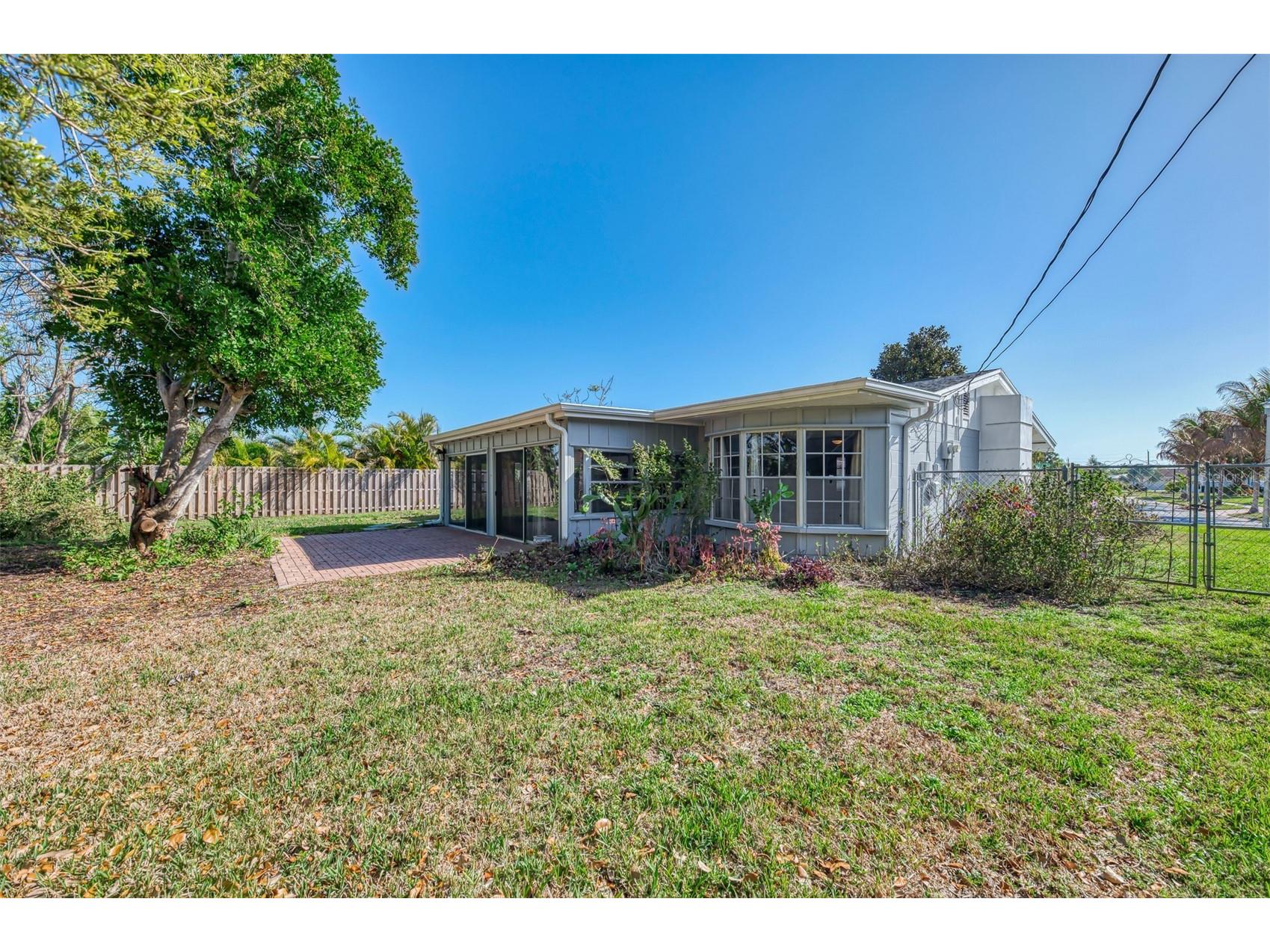 6742 Bowline Drive Sarasota FL 34231 A4685028 image37