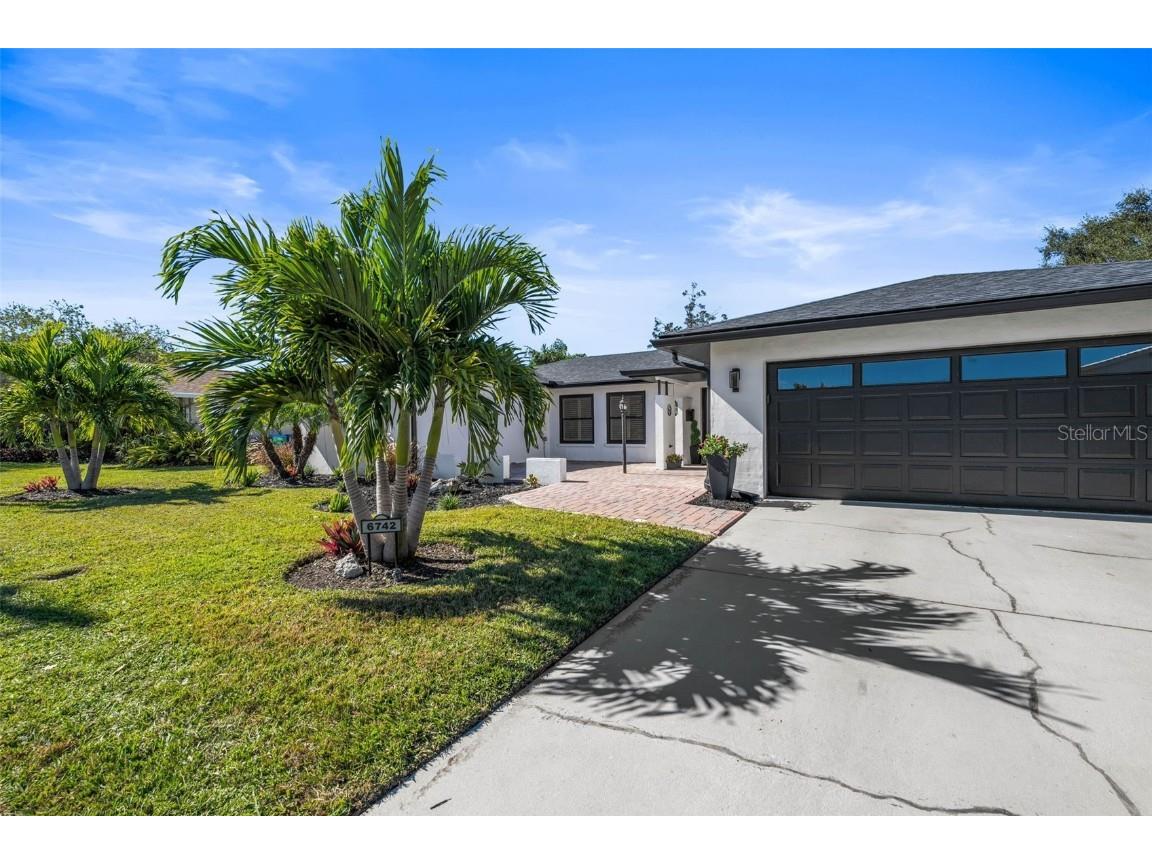 6742 Tequesta Drive Seminole FL 33777 TB8449591 image66