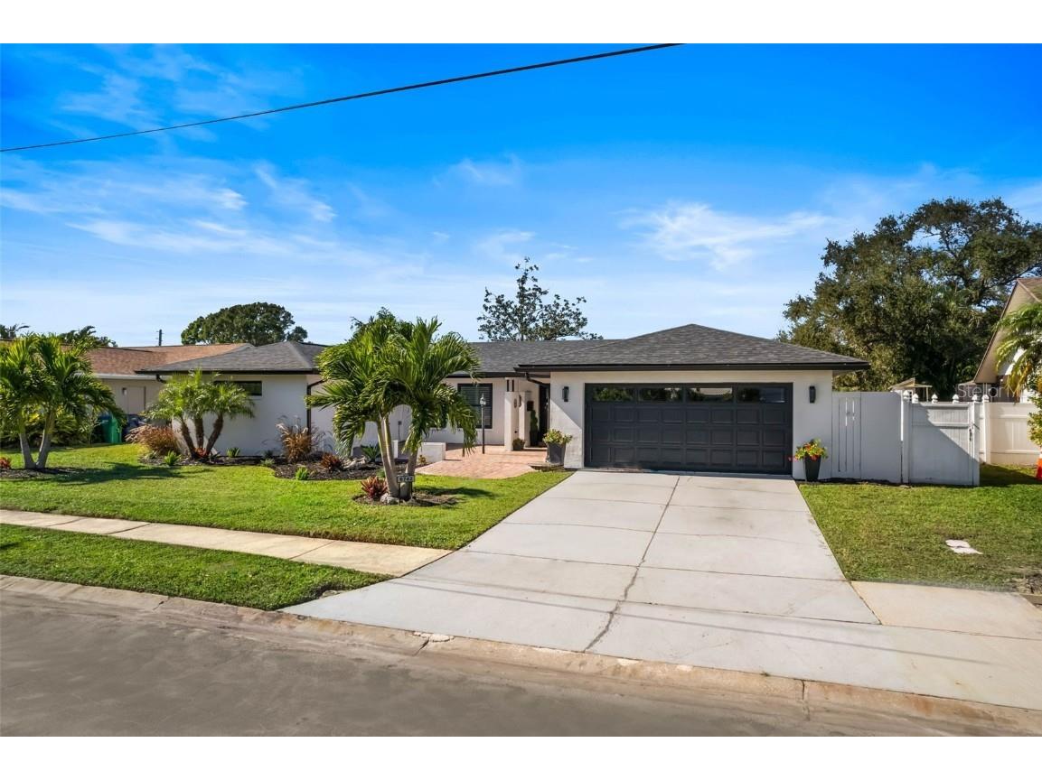 6742 Tequesta Drive Seminole FL 33777 TB8449591 image83