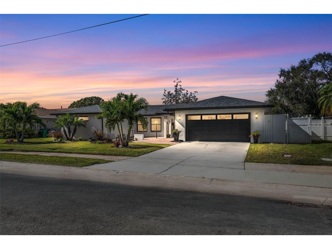 6742 Tequesta Drive Seminole FL 33777 TB8449591 image84