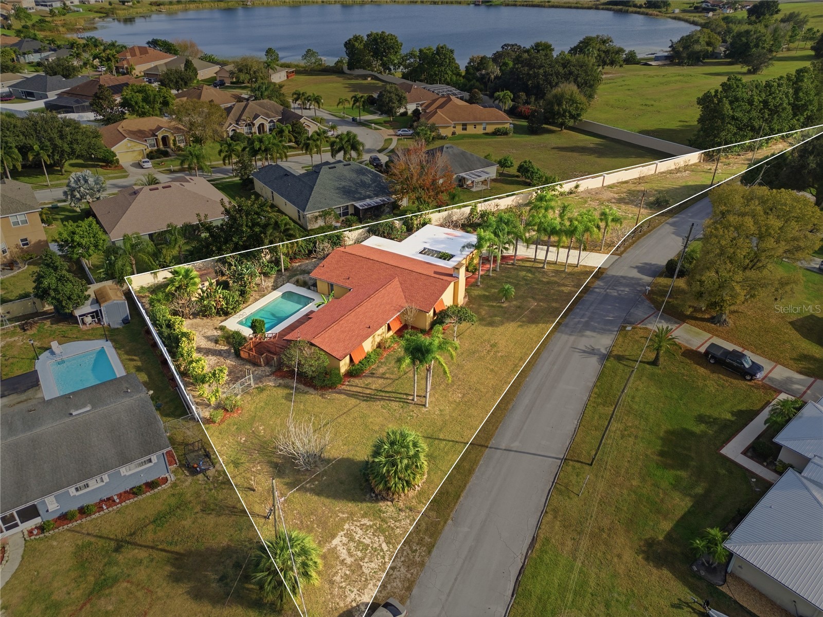 6742 Winterset Gardens Road Winter Haven FL 33884 - LAKE WINTERSET L4958502 image1