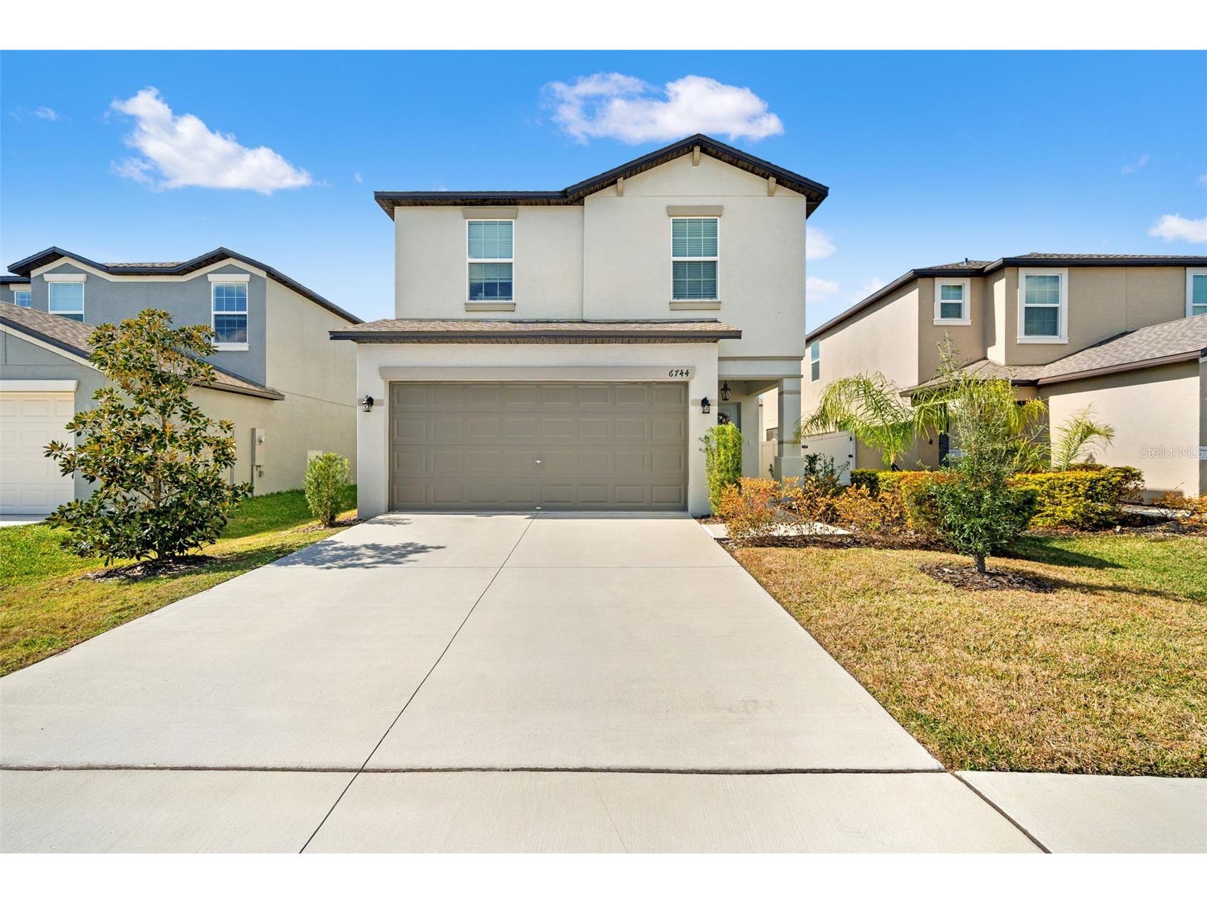 6744 Back Forty Loop Zephyrhills FL 33541 W7882278 image1