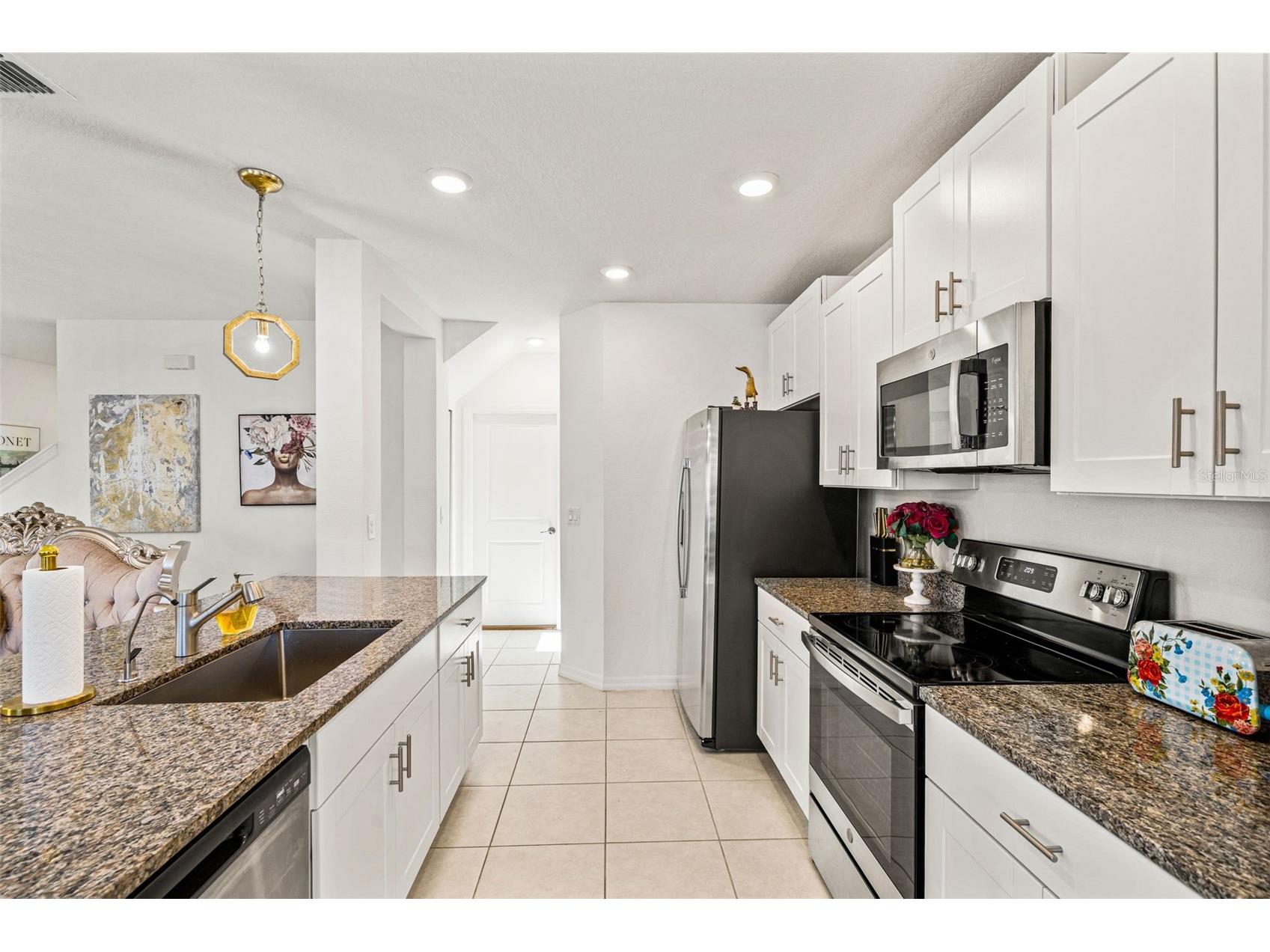 6744 Back Forty Loop Zephyrhills FL 33541 W7882278 image9