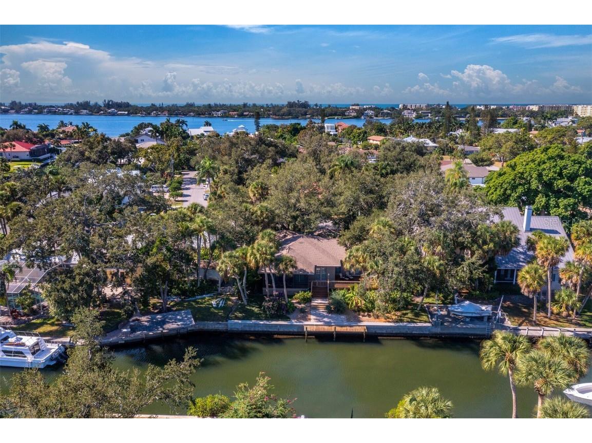 6745 Avenue C Sarasota FL 34231 A4588571 image1
