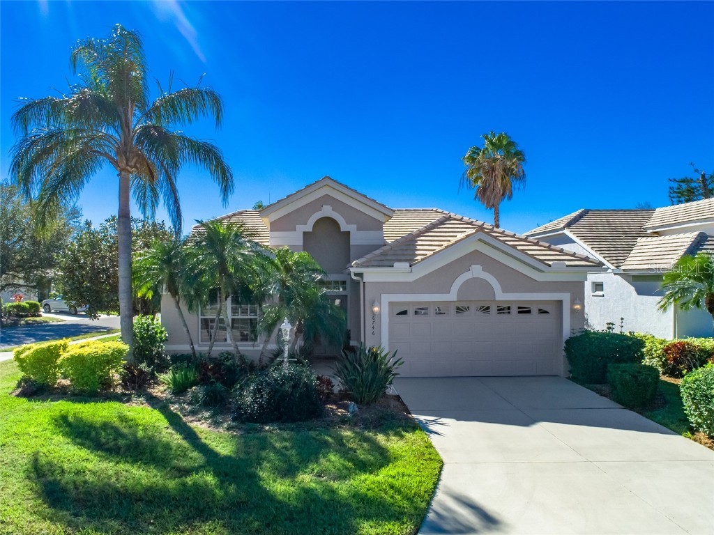 6746 Oak Manor Drive Lakewood Ranch FL 34202 - LAKE UIHLEIN A4557699 image1