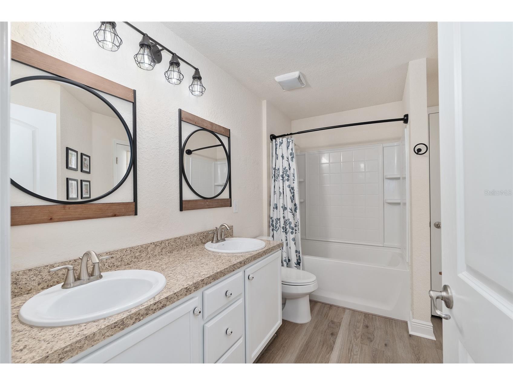 6746 SE 12th Place Ocala FL 34472 OM725754 image37