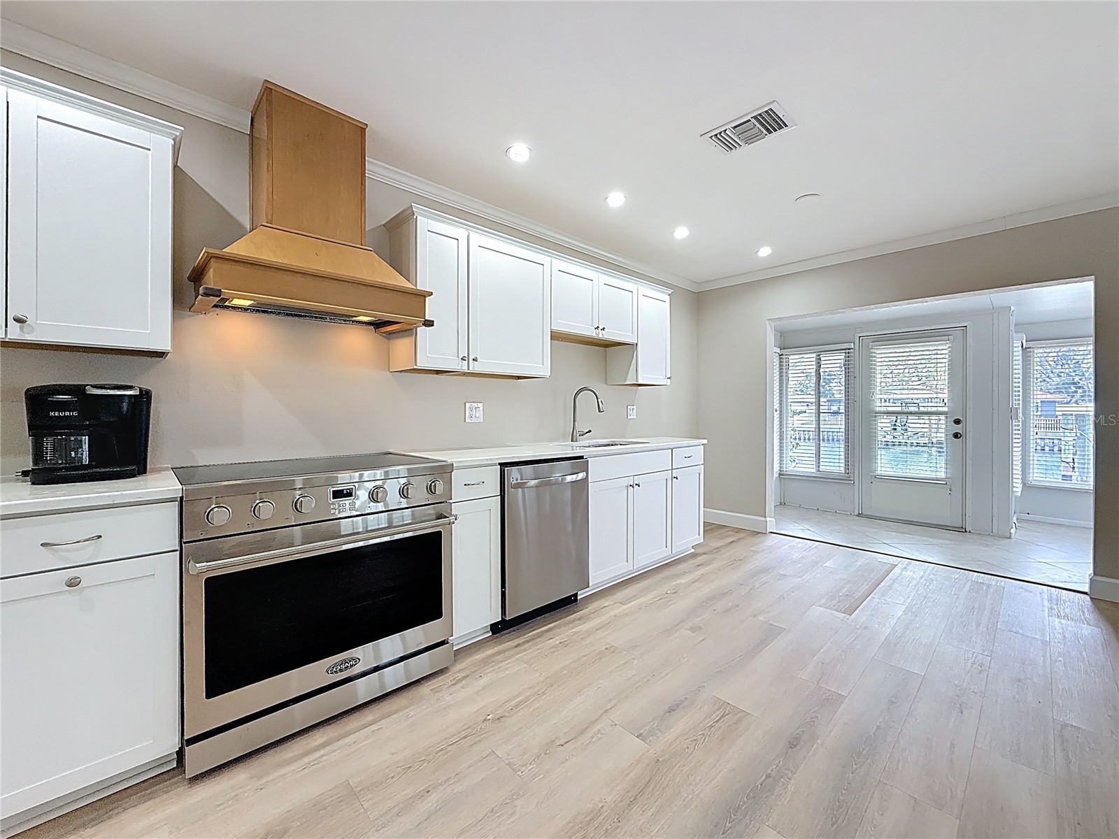 6747 Cape Hatteras Way NE #4 Saint Petersburg FL 33702 TB8473673 image12