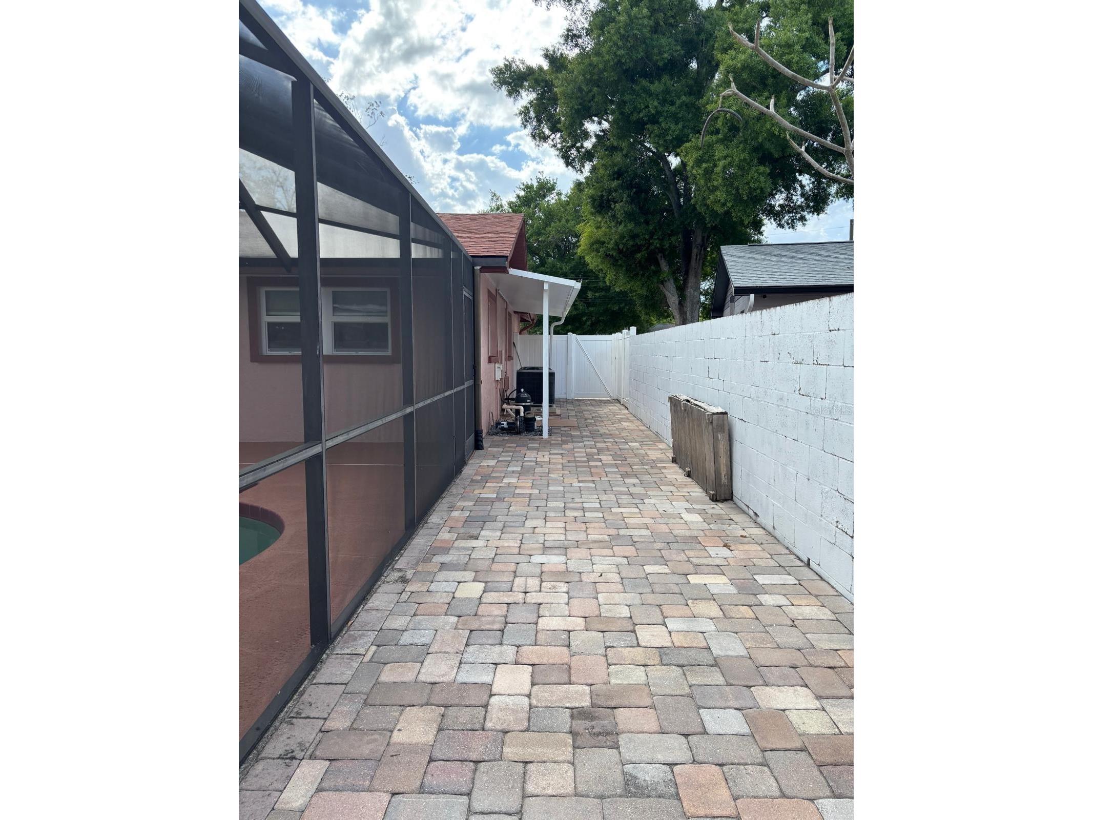 6747 Ralston Beach Circle Tampa FL 33614 TB8495856 image17