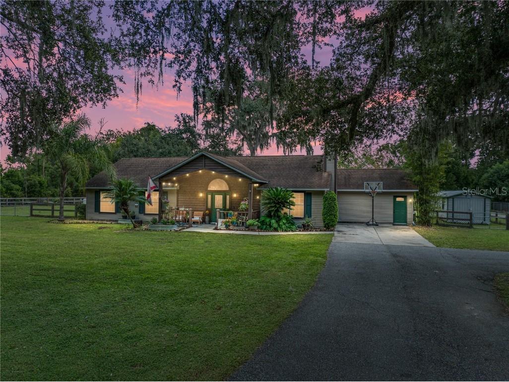 6748 16th Street Zephyrhills FL 33542 TB8440812 image1