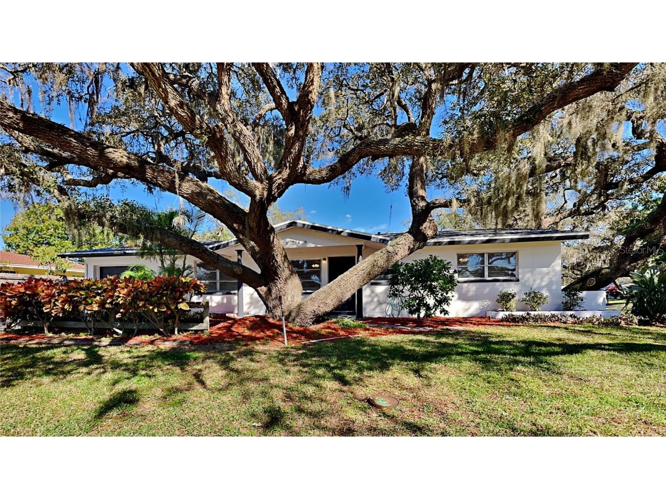 6749 114th Street Seminole FL 33772 T3506704 image1