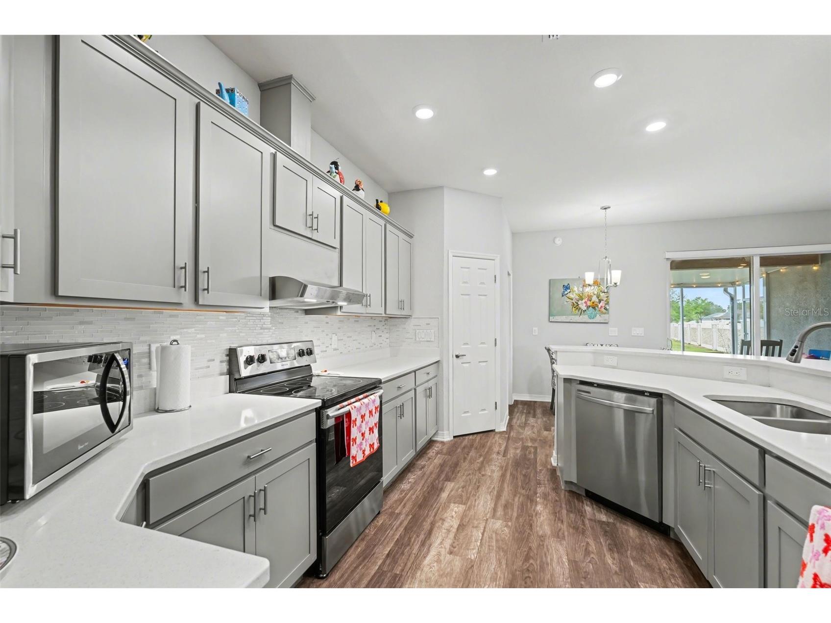 6749 Abbywood Lane Zephyrhills FL 33541 TB8493372 image9