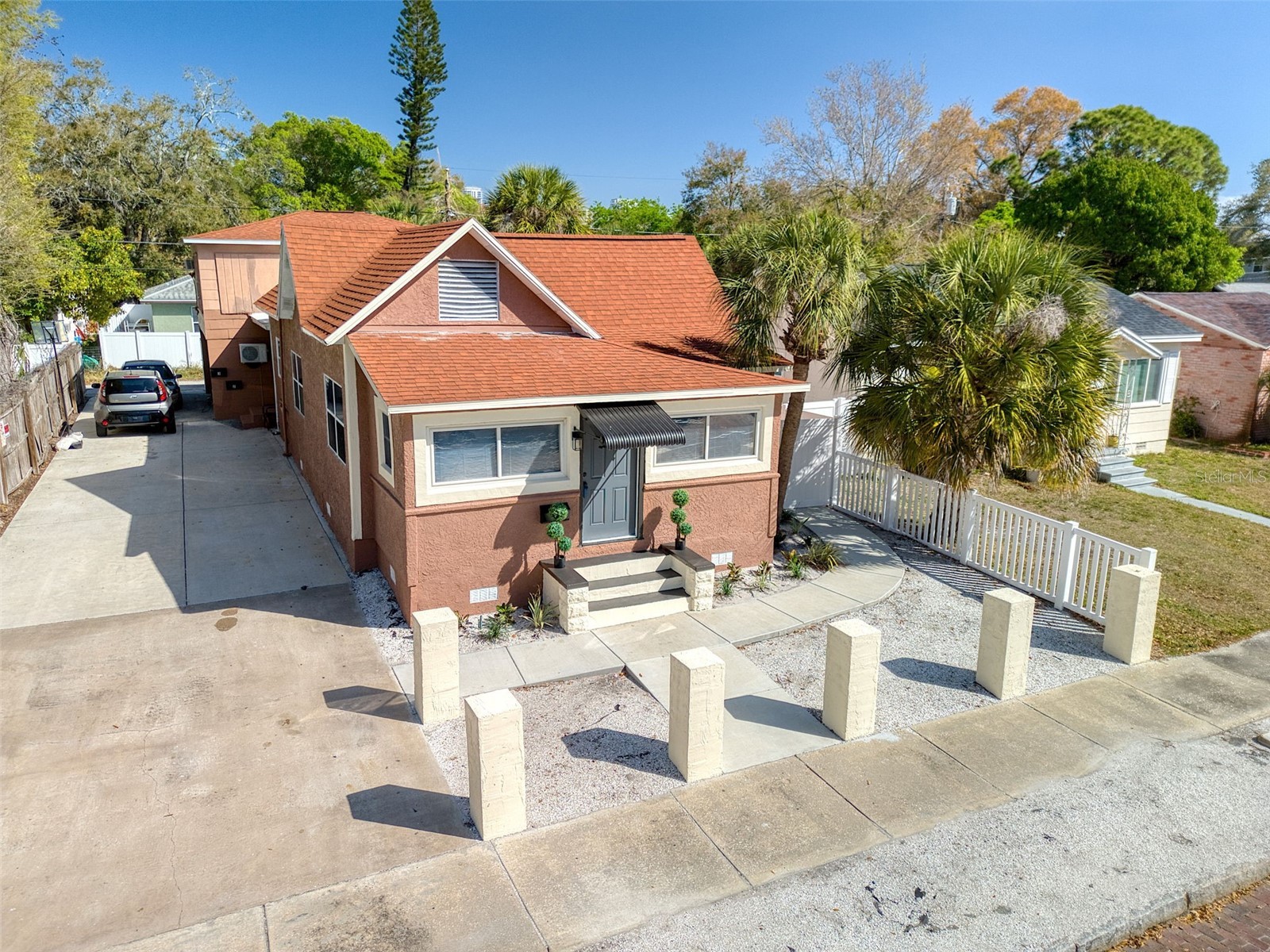 675 16th Avenue S #1 Saint Petersburg FL 33701 TB8488094 image1