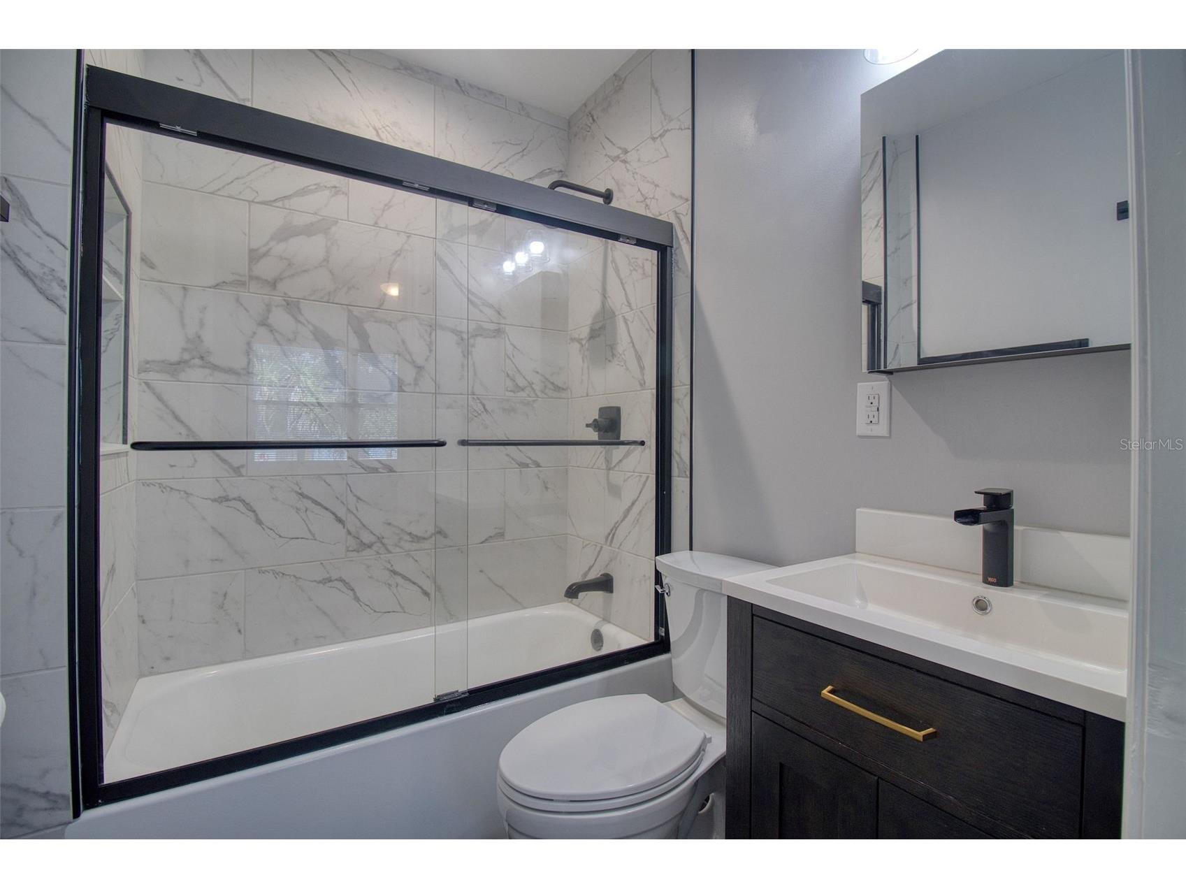 675 16th Avenue S #1 Saint Petersburg FL 33701 TB8488094 image20