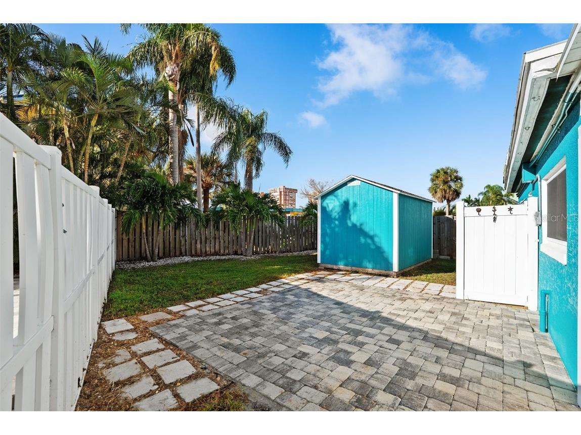 675 182nd Avenue E Redington Shores FL 33708 TB8443654 image36