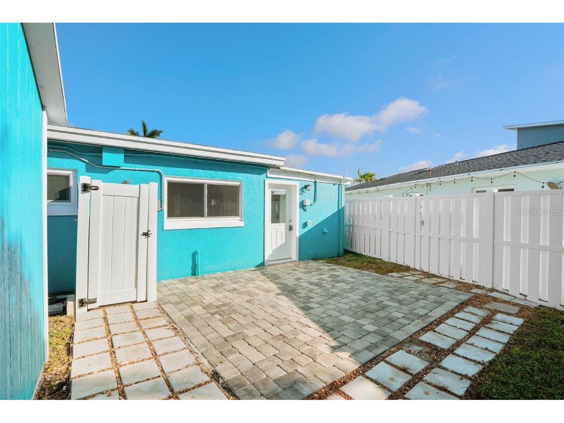 675 182nd Avenue E Redington Shores FL 33708 TB8443654 image37