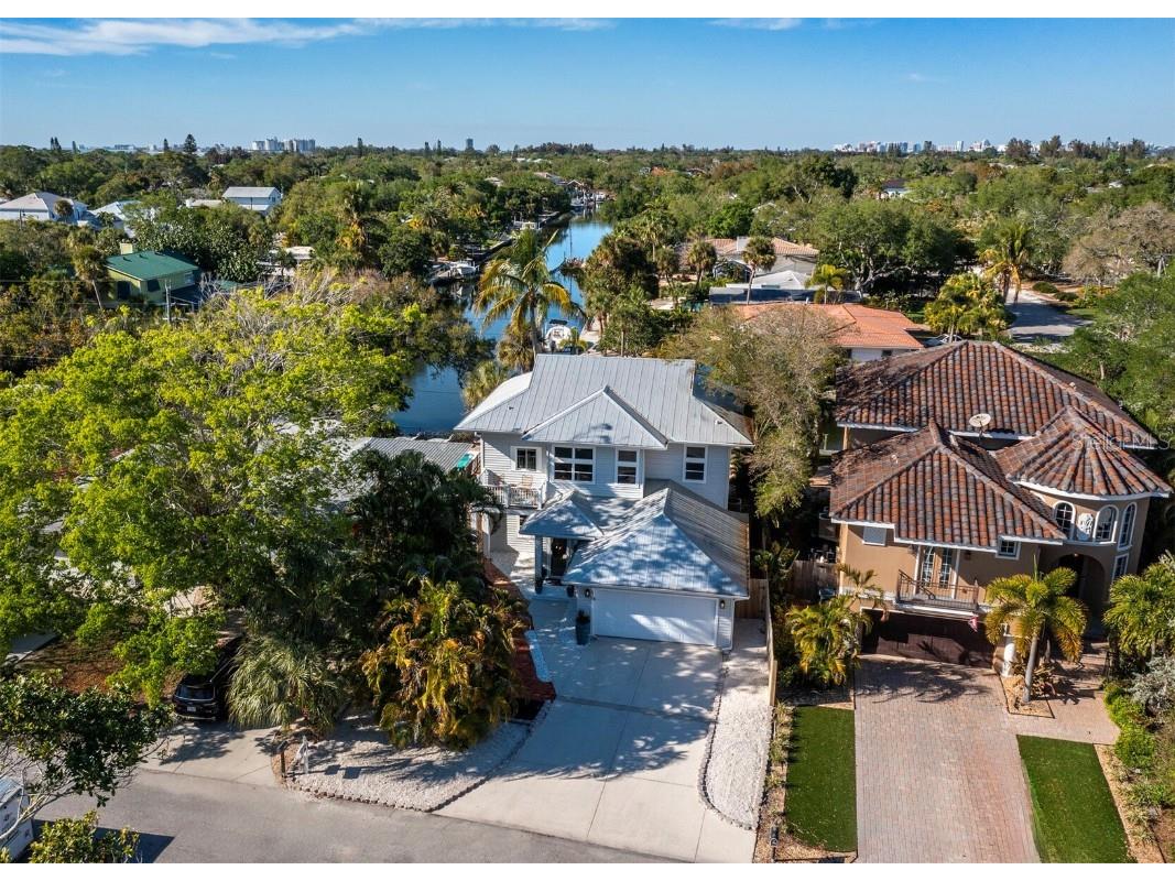 675 Avenida De Mayo Sarasota FL 34242 A4604602 image1