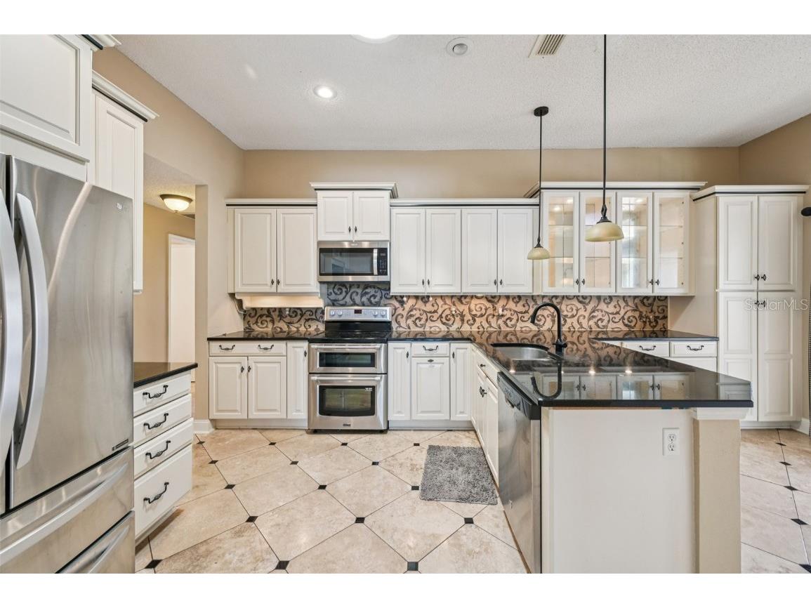 675 Masterpiece Drive Sun City Center FL 33573 TB8428243 image12