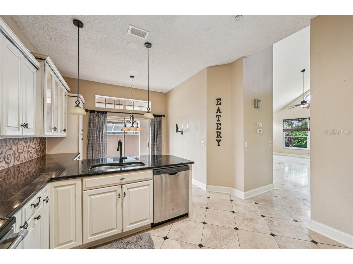 675 Masterpiece Drive Sun City Center FL 33573 TB8428243 image13