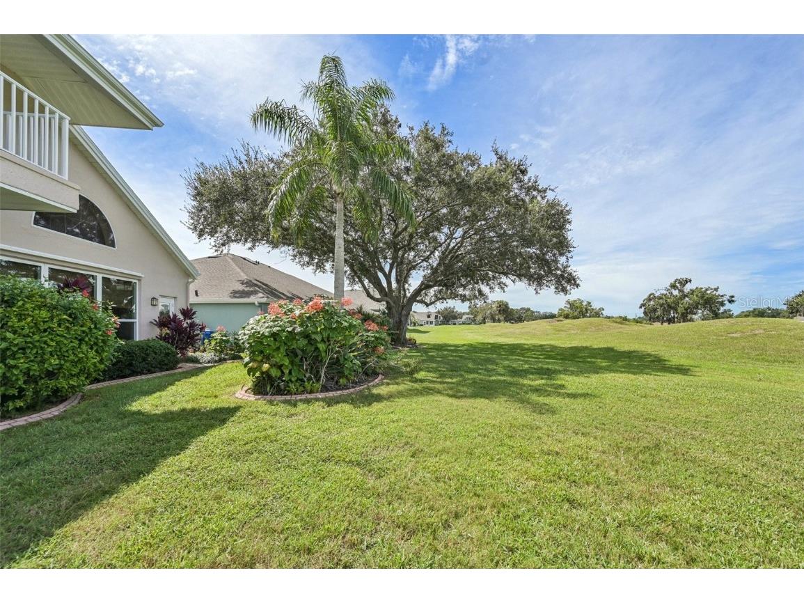 675 Masterpiece Drive Sun City Center FL 33573 TB8428243 image42