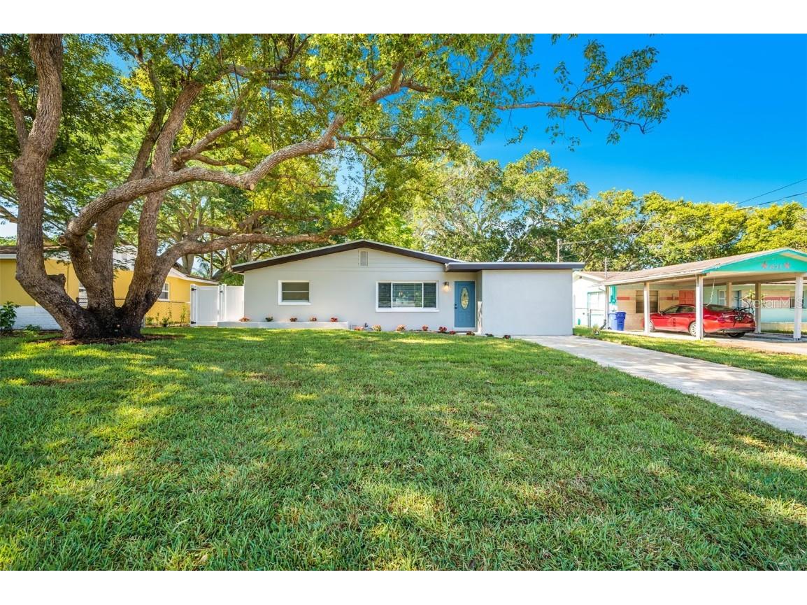 675 Regina Road Dunedin FL 34698 U8197338 image1