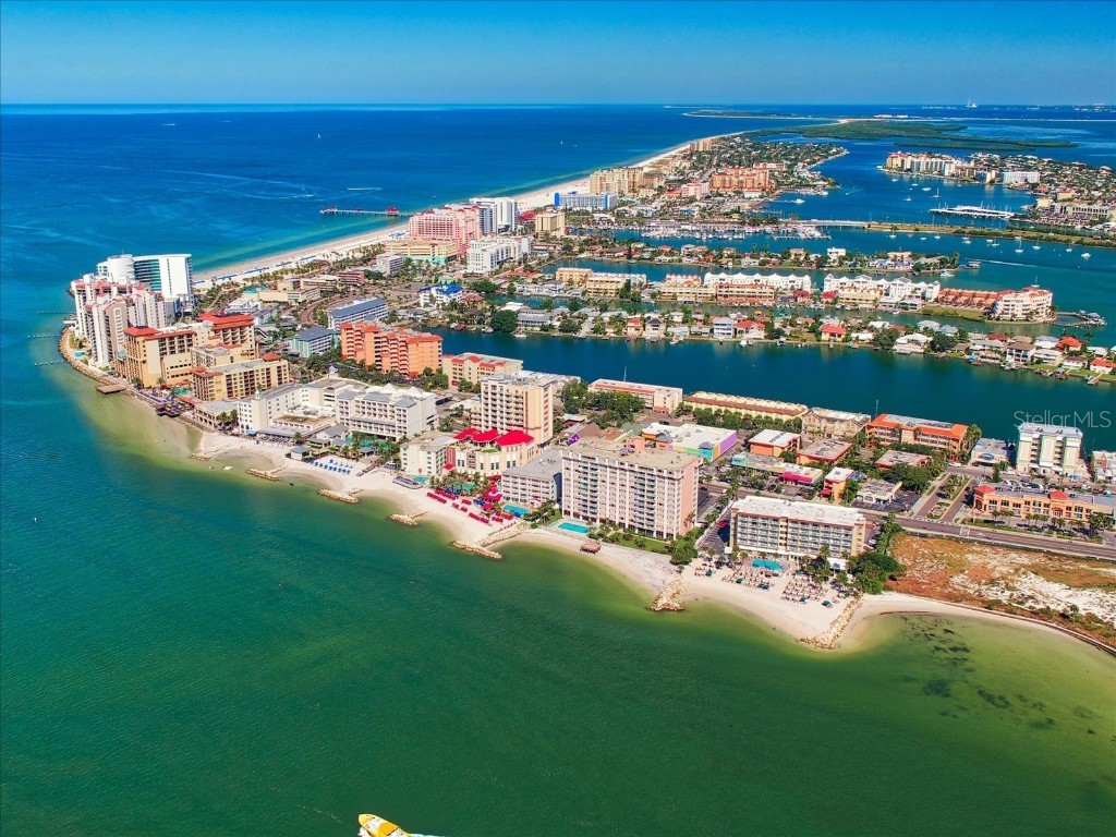 675 S Gulfview Boulevard #1201 Clearwater Beach FL 33767 - GULF OF MEXICO INTRACOASTAL. U8141451 image1