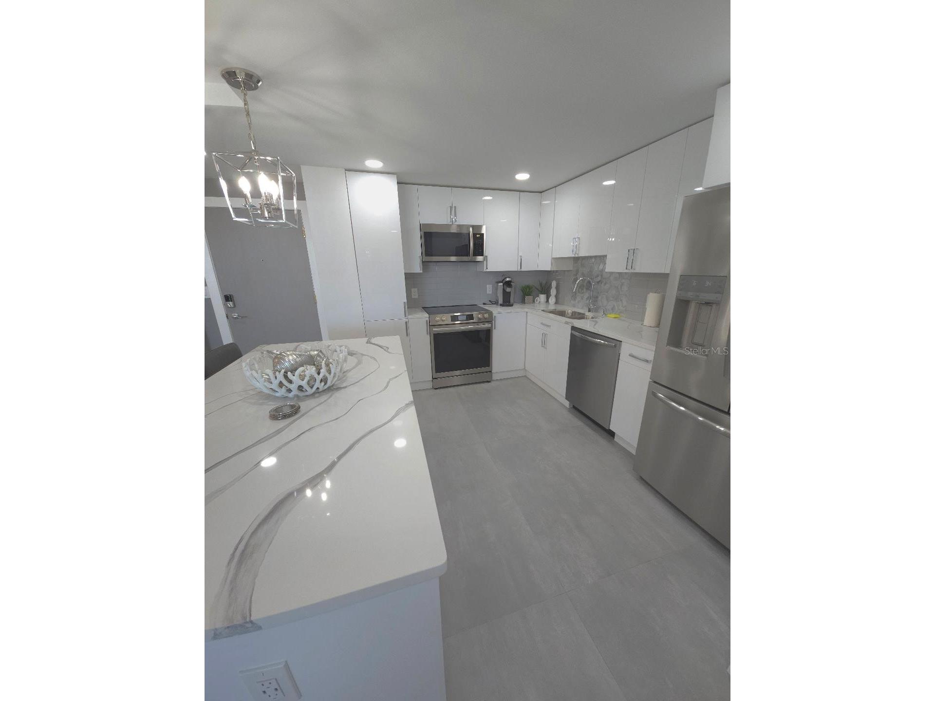 675 S Gulfview Boulevard #505 Clearwater Beach FL 33767 TB8502122 image18