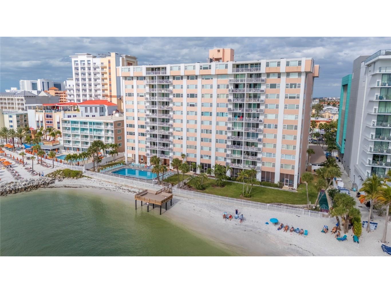 675 S Gulfview Boulevard #704 Clearwater FL 33767 - INTRACOASTAL TO GULF OF MEXICO TB8450487 image1