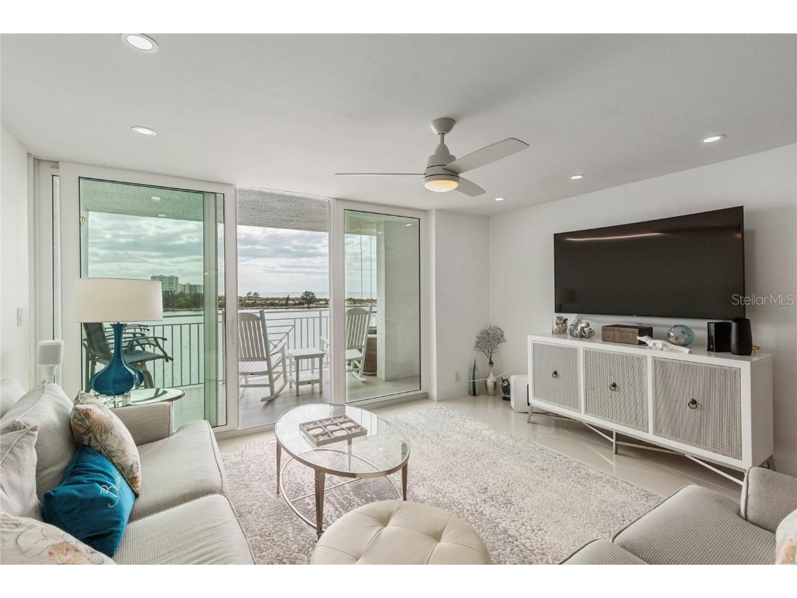 675 S Gulfview Boulevard #704 Clearwater FL 33767 - INTRACOASTAL TO GULF OF MEXICO TB8450487 image10