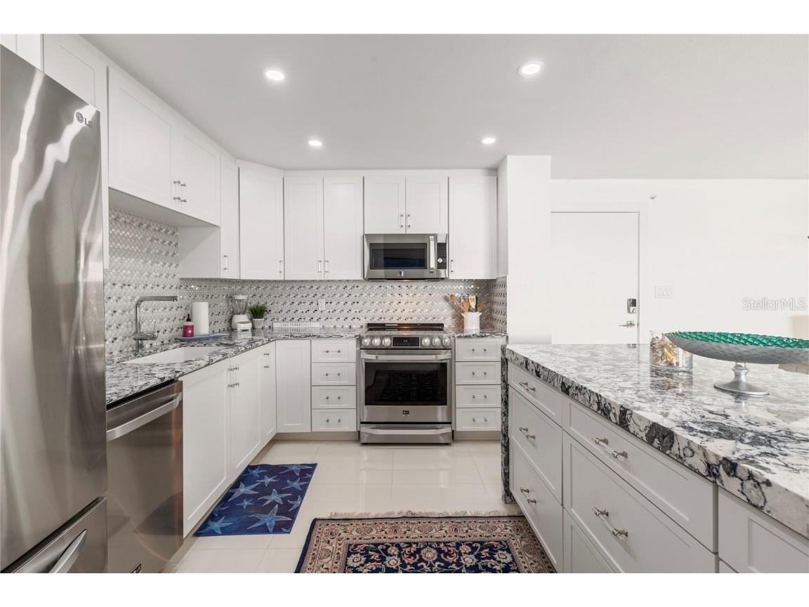 675 S Gulfview Boulevard #704 Clearwater FL 33767 - INTRACOASTAL TO GULF OF MEXICO TB8450487 image11