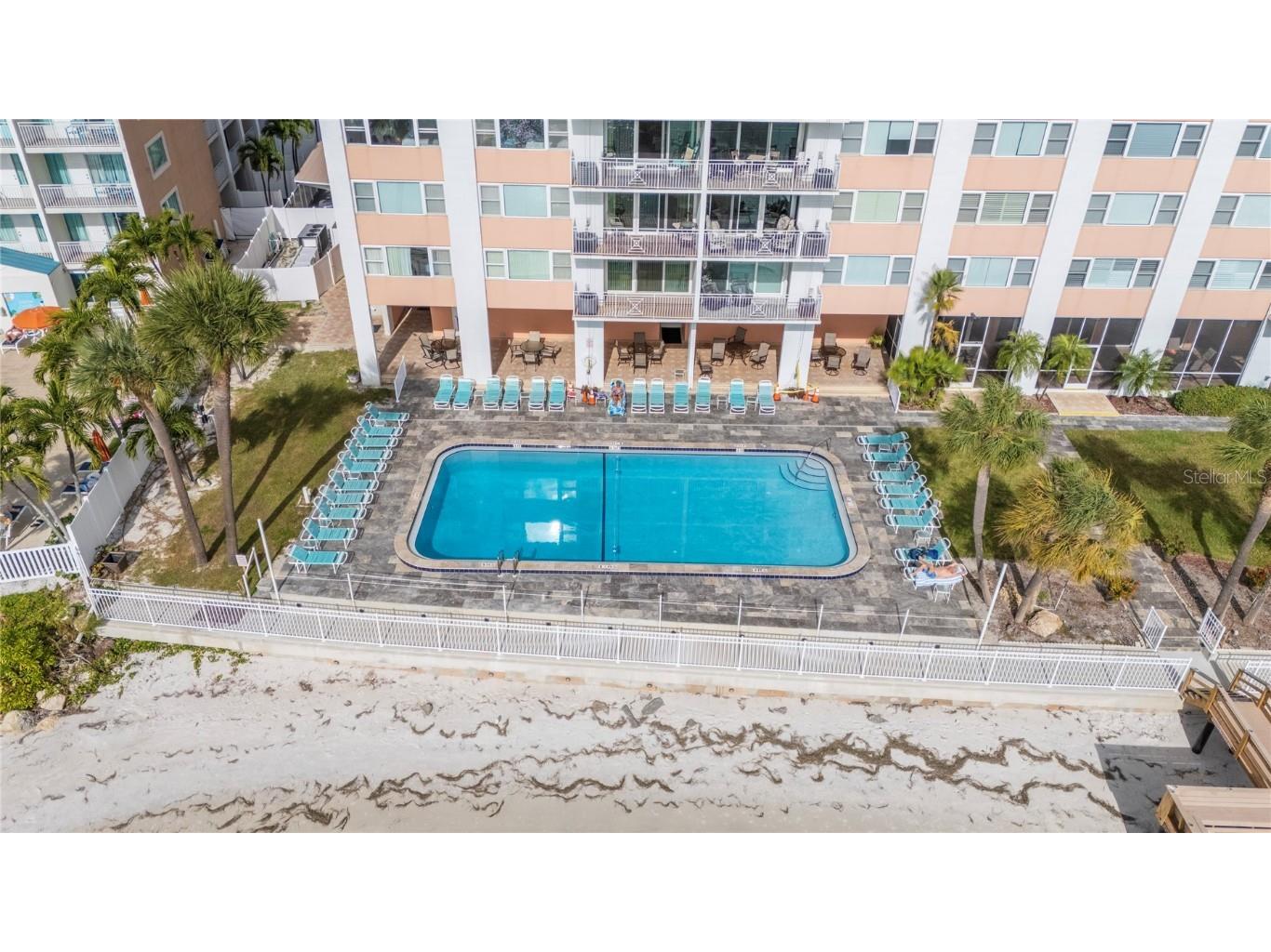 675 S Gulfview Boulevard #704 Clearwater FL 33767 - INTRACOASTAL TO GULF OF MEXICO TB8450487 image4
