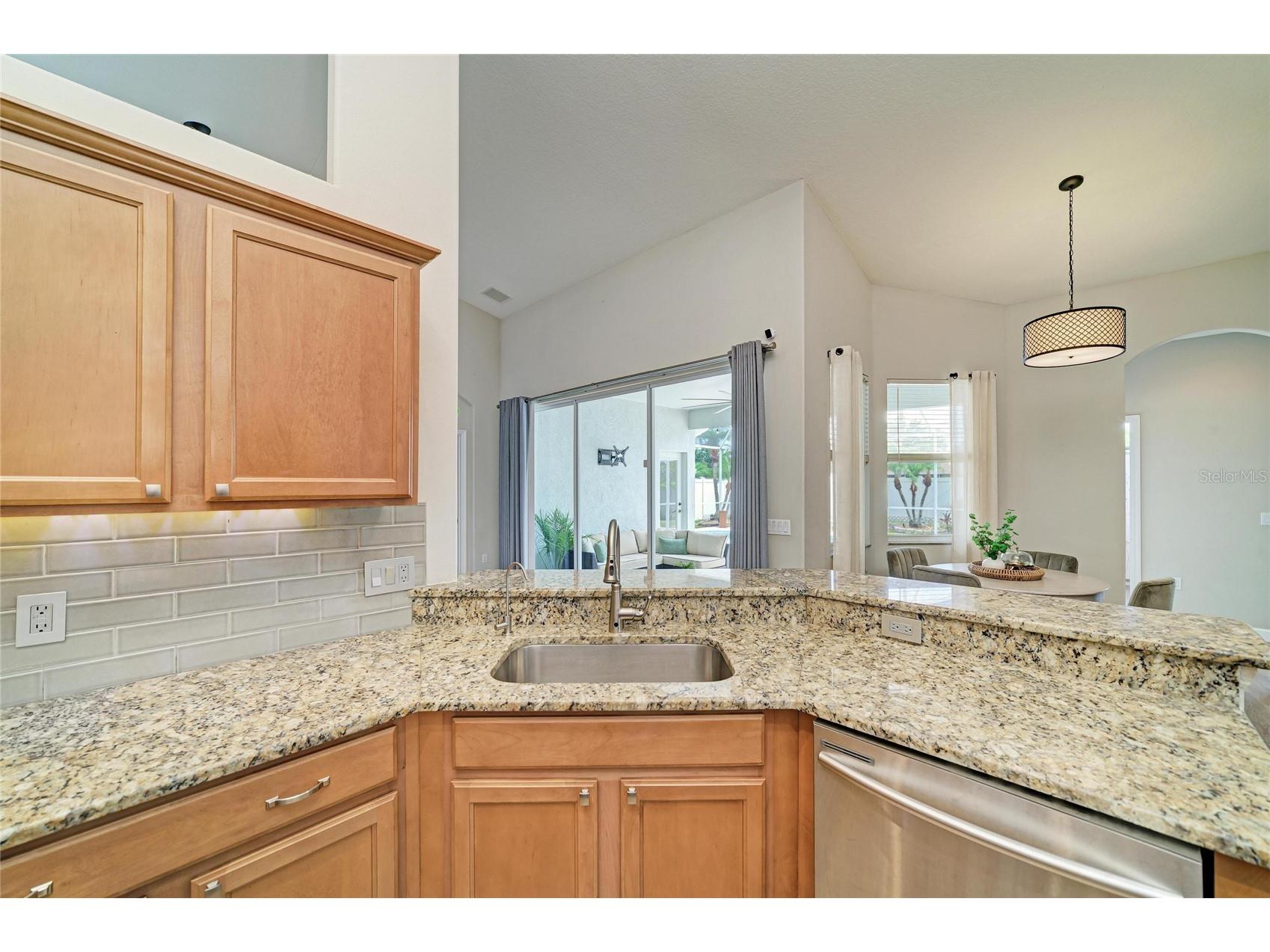 6750 64th Terrace E Bradenton FL 34203 A4695080 image14