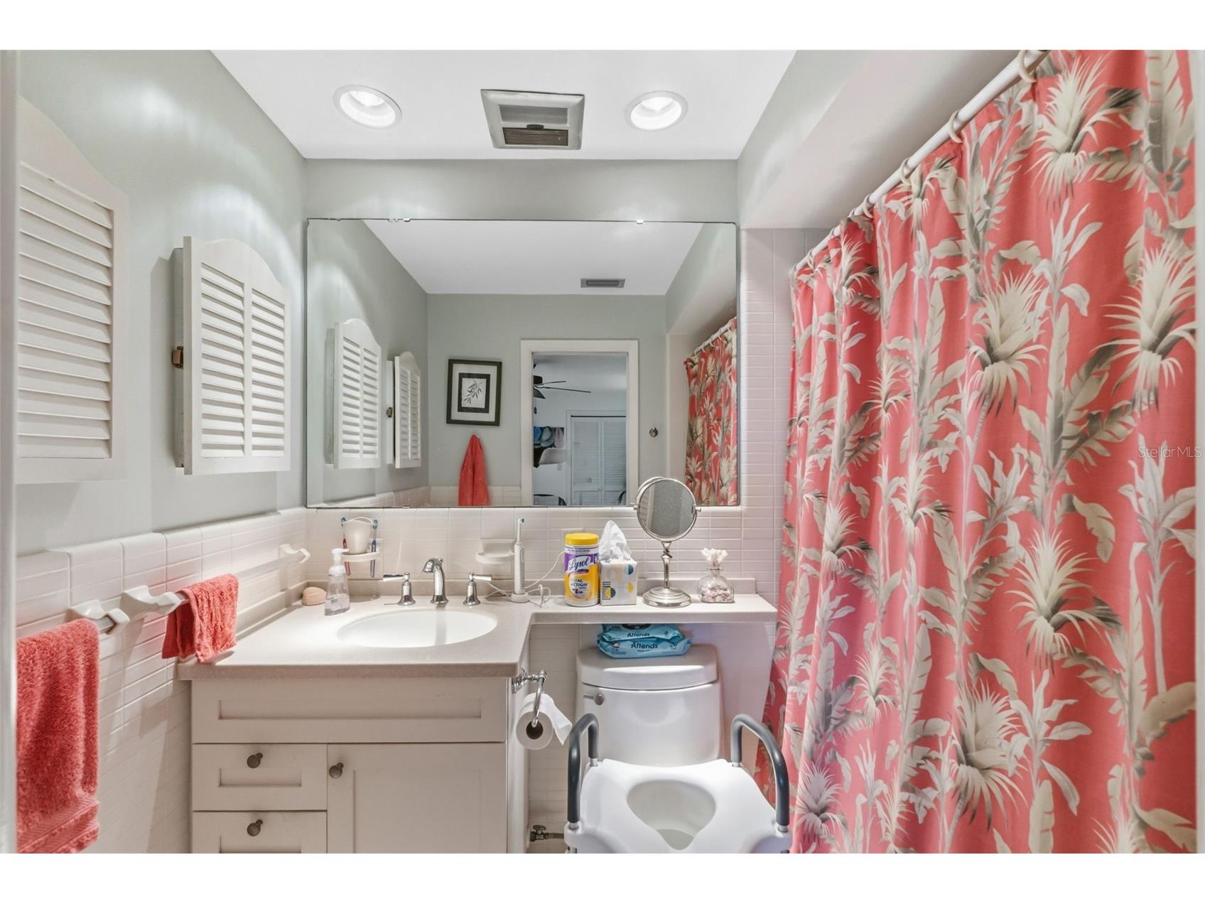 6750 Gulf Of Mexico Drive #151 Longboat Key FL 34228 - BISHOPS BAYOU A4685668 image31