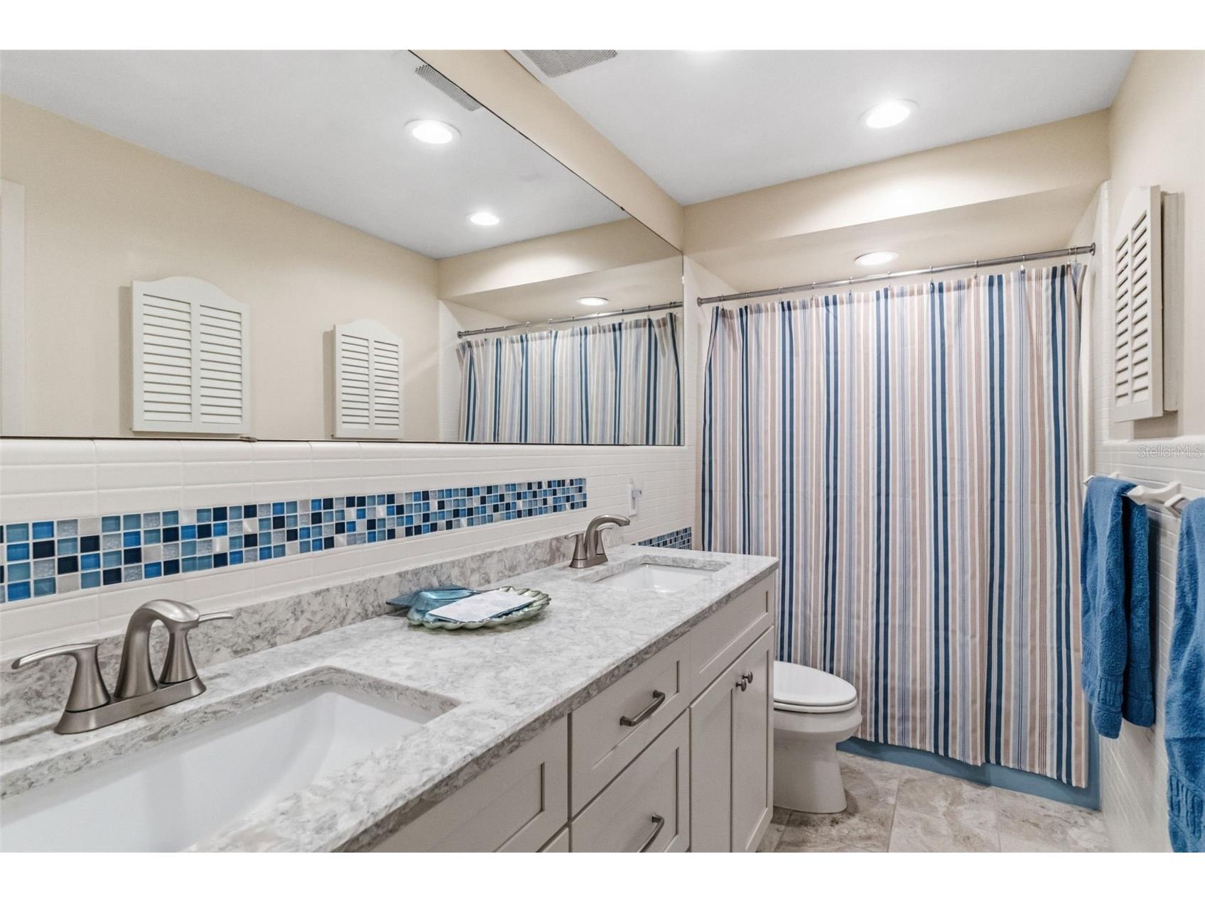 6750 Gulf Of Mexico Drive #152 Longboat Key FL 34228 - BISHOPS BAYOU TO SARASOTA BAY A4686698 image24