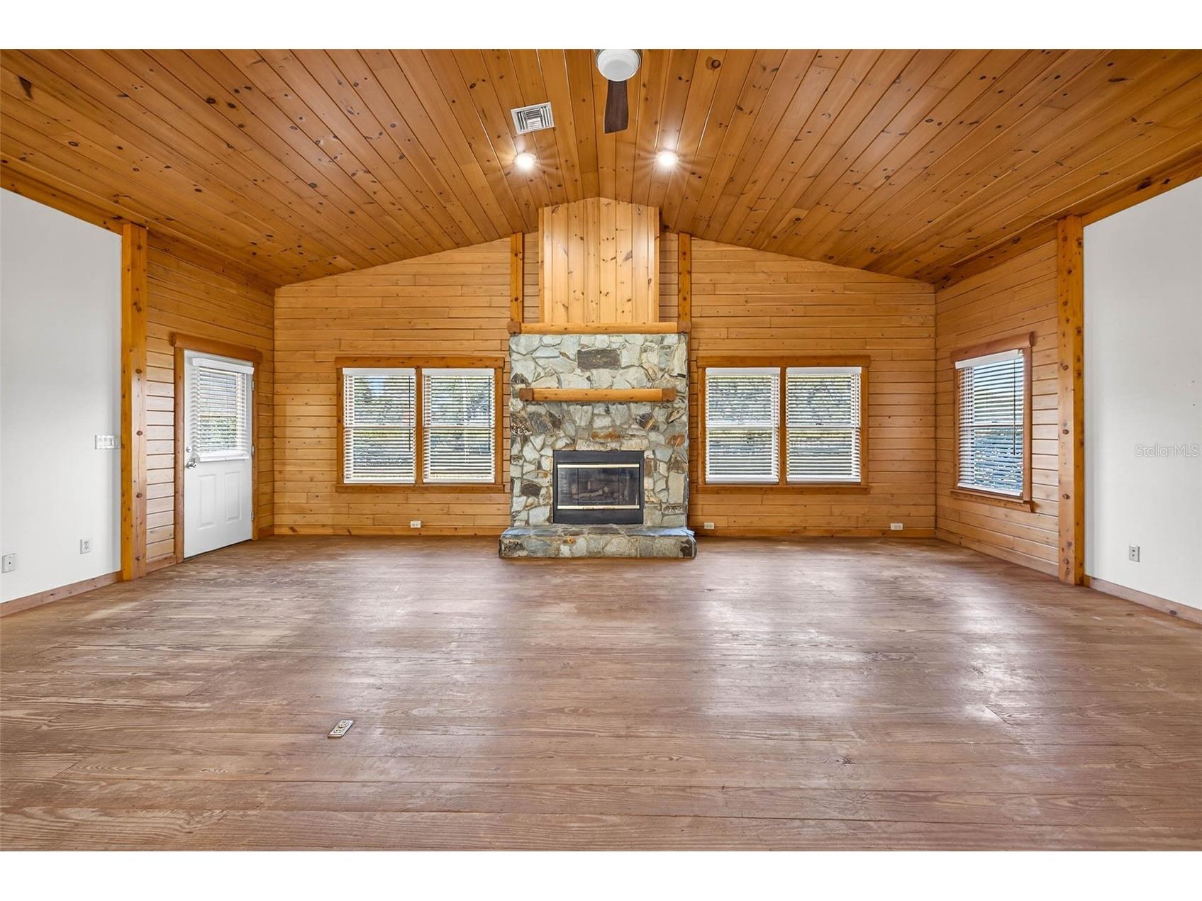 6750 Sutton Oaks Lane Zephyrhills FL 33541 TB8461931 image21