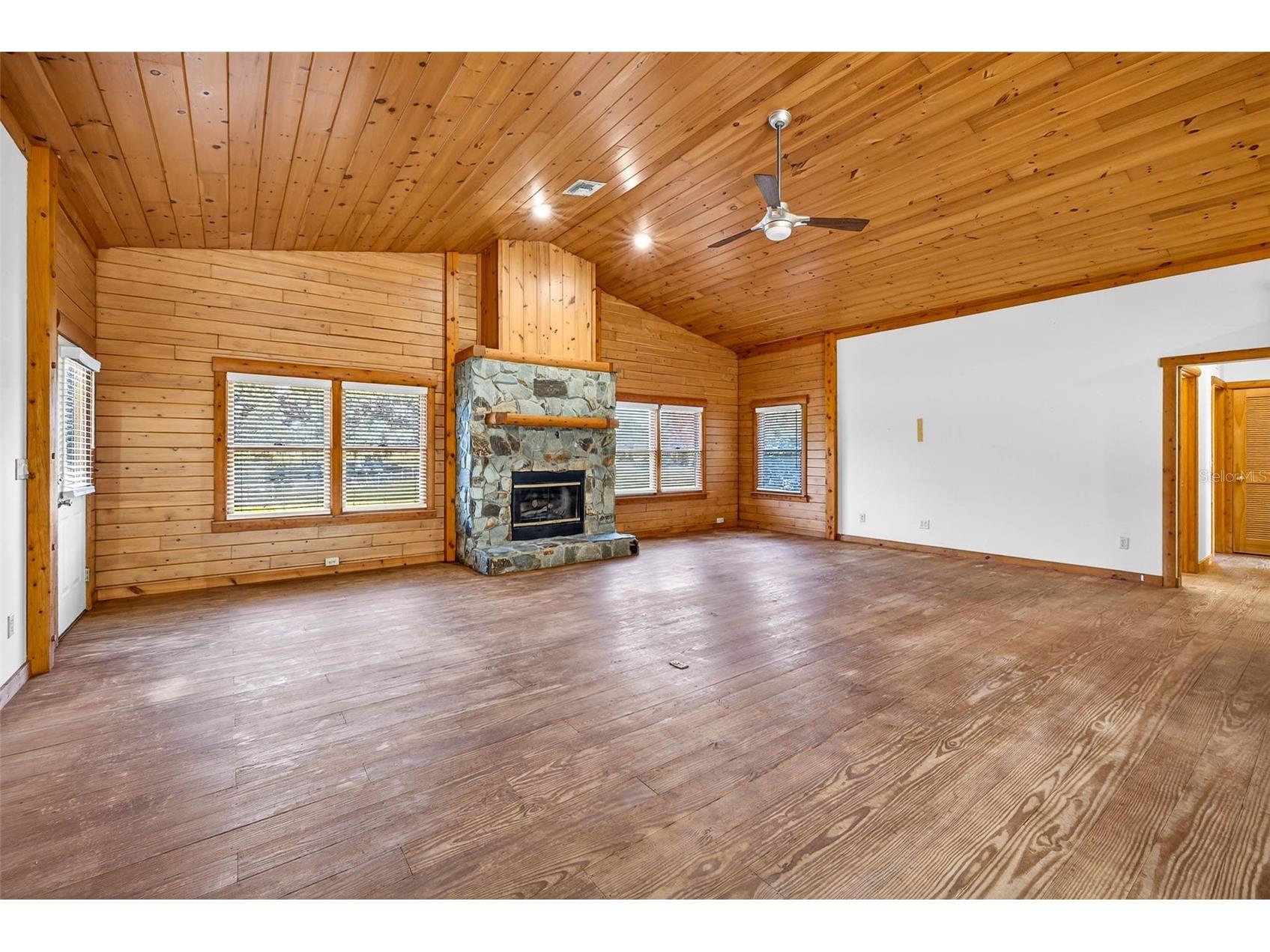 6750 Sutton Oaks Lane Zephyrhills FL 33541 TB8461931 image22