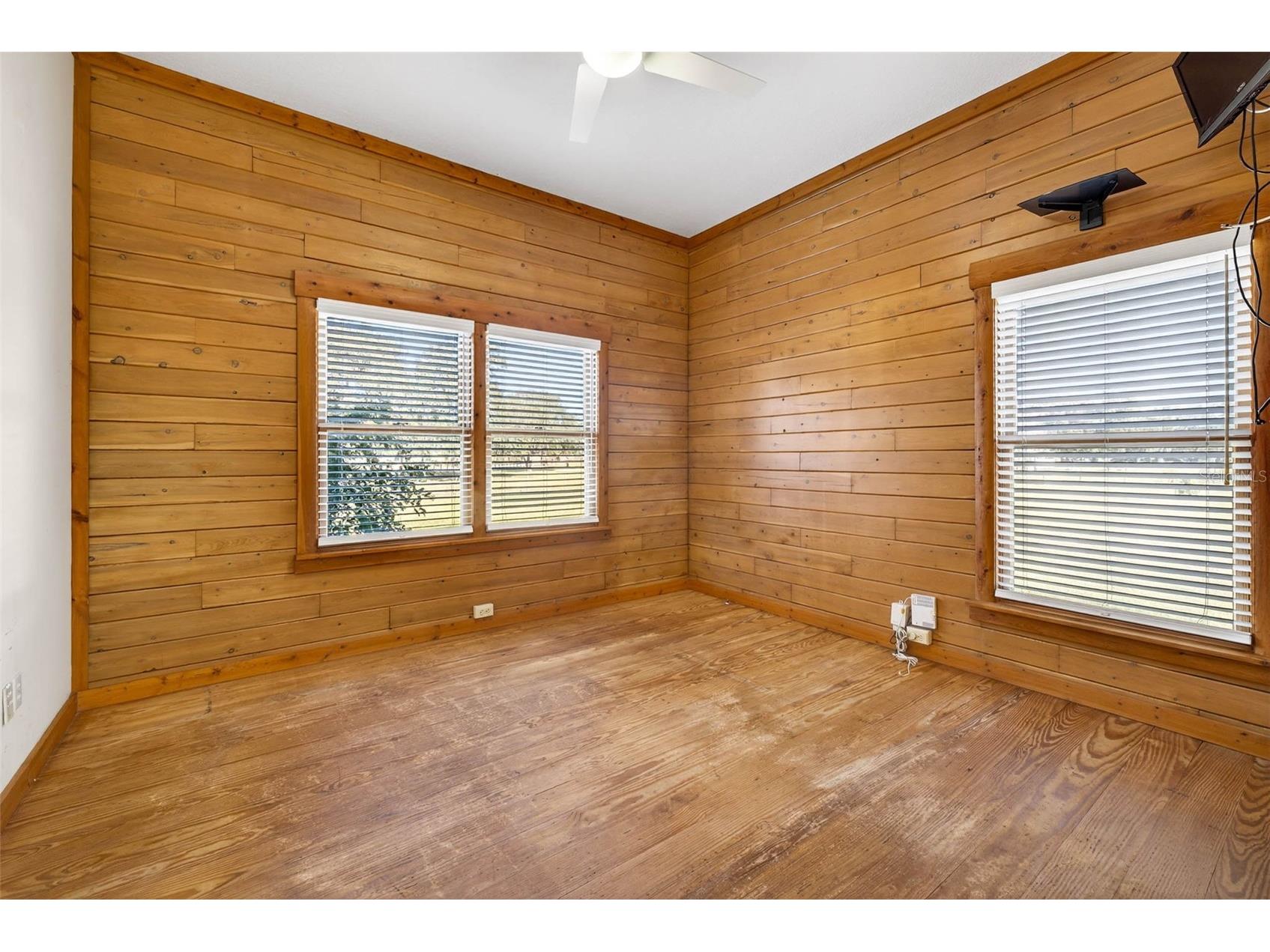 6750 Sutton Oaks Lane Zephyrhills FL 33541 TB8461931 image25