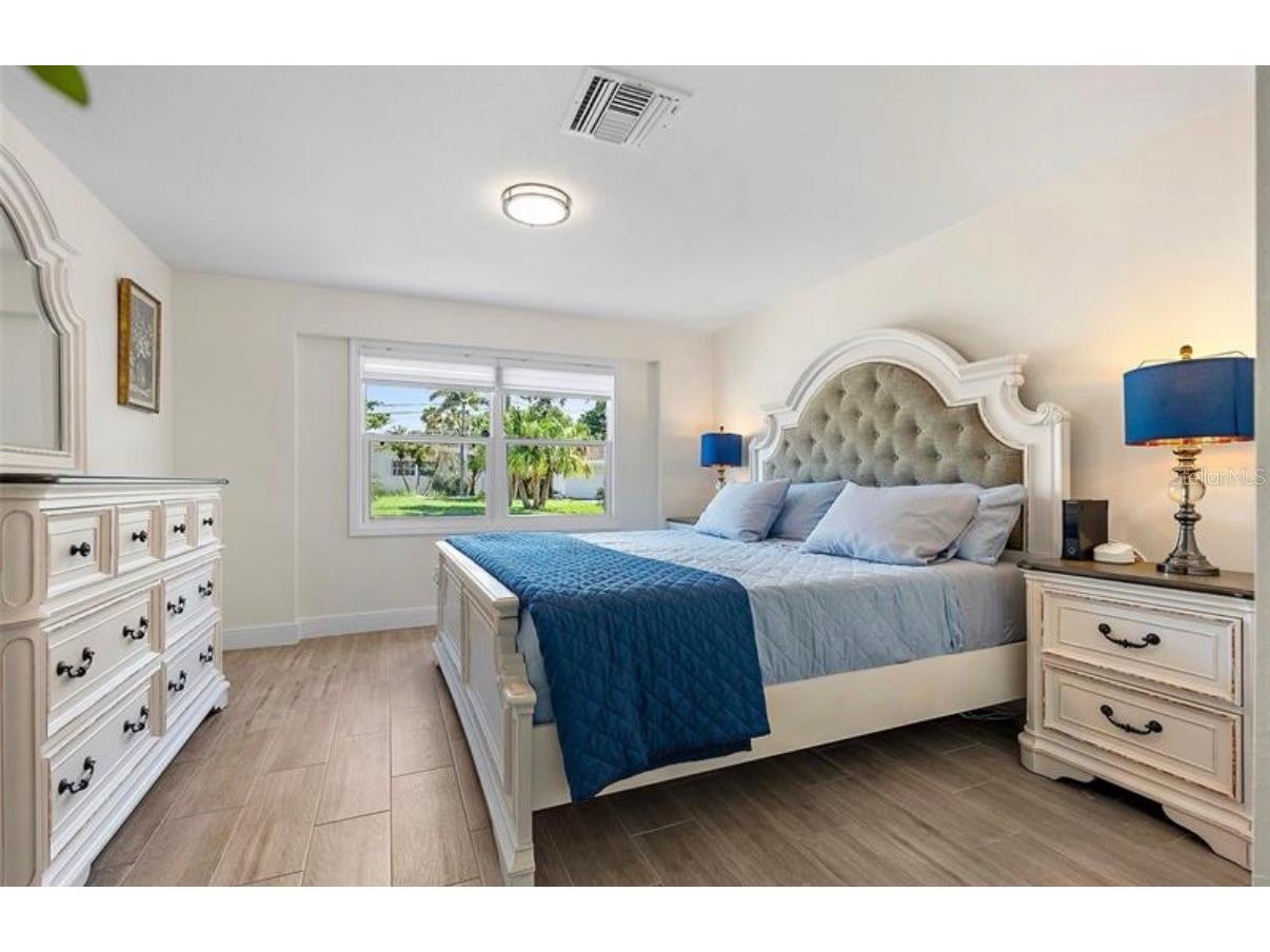6750 W Flamingo Way S Saint Petersburg FL 33707 TB8498794 image17