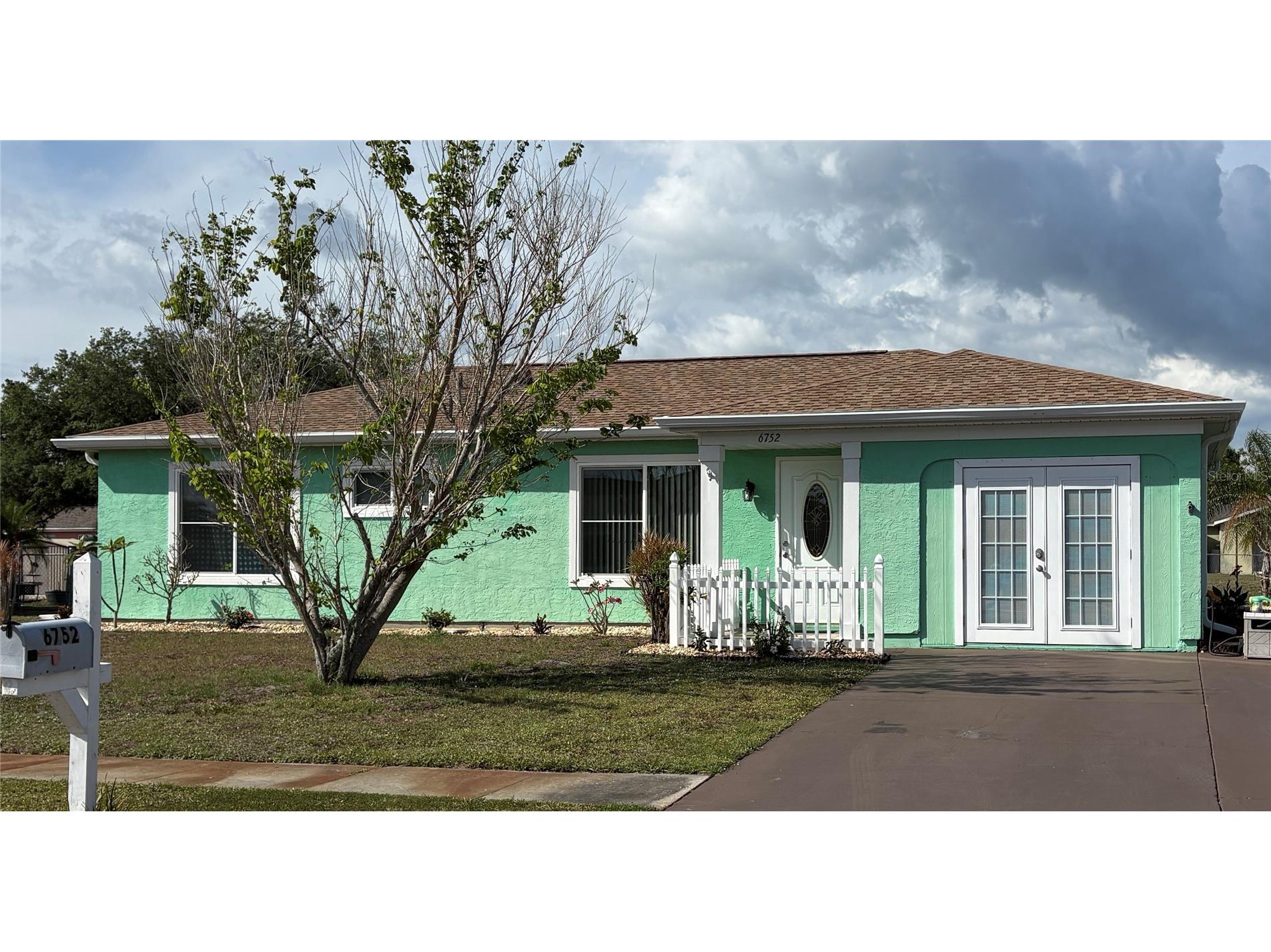 6752 Dennison Avenue North Port FL 34287 C7525635 image1