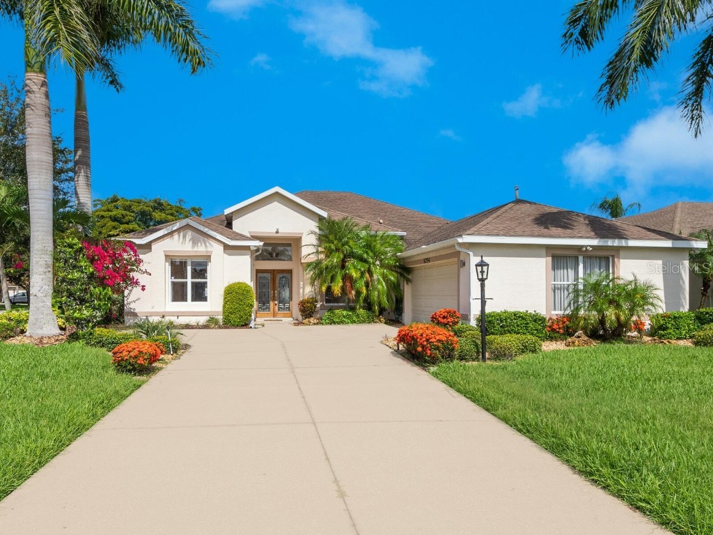 6754 W Country Club Lane Sarasota FL 34243 A4589747 image1