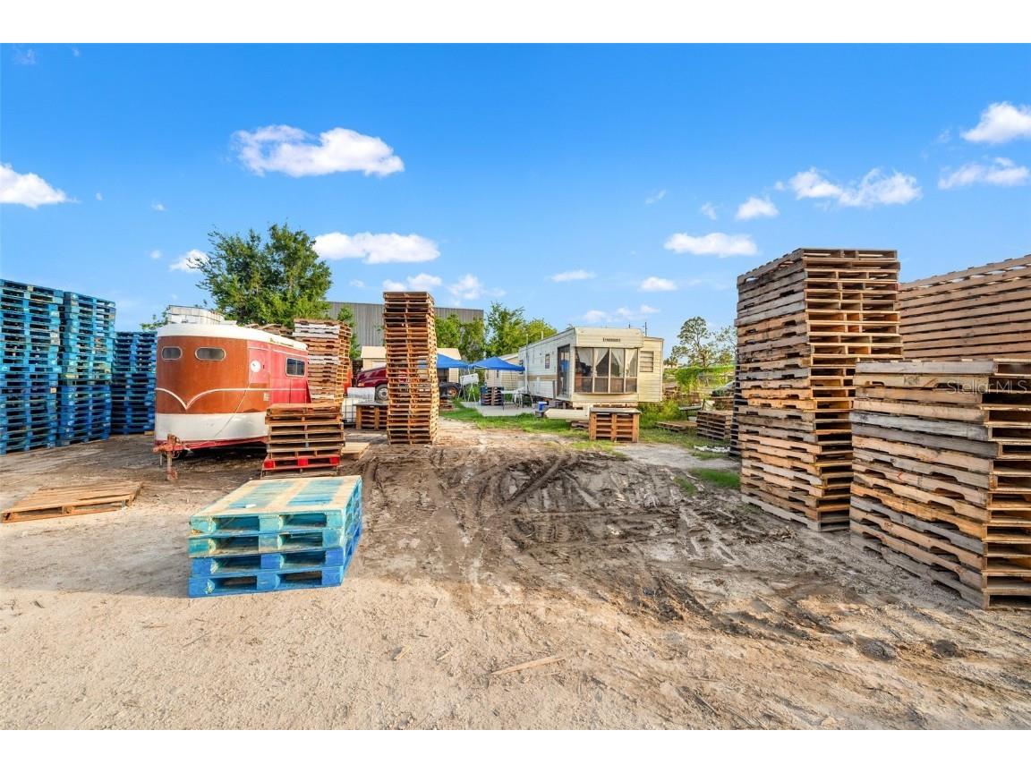 6755 33rd Street E Sarasota FL 34243 TB8359403 image3