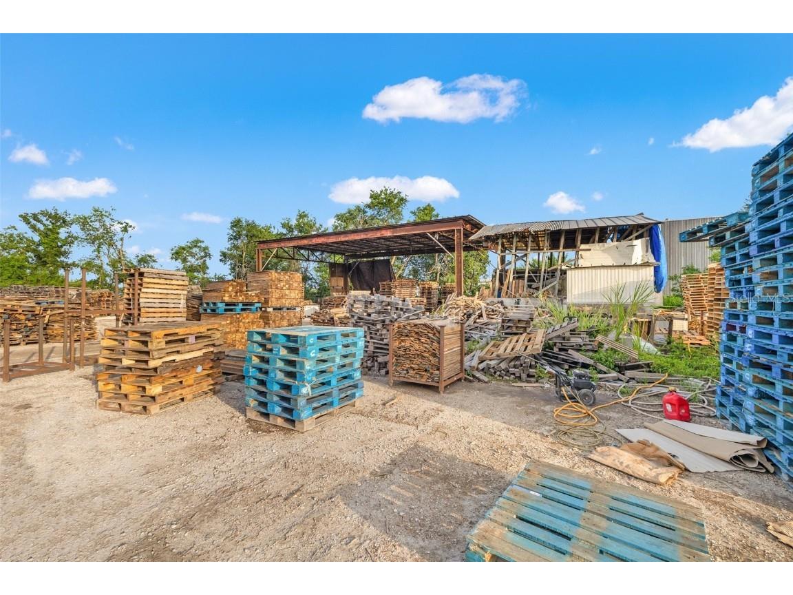 6755 33rd Street E Sarasota FL 34243 TB8359403 image4