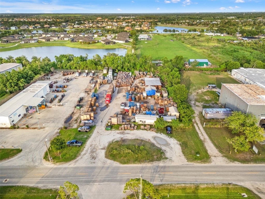 6755 33rd Street E Sarasota FL 34243 TB8359403 image8